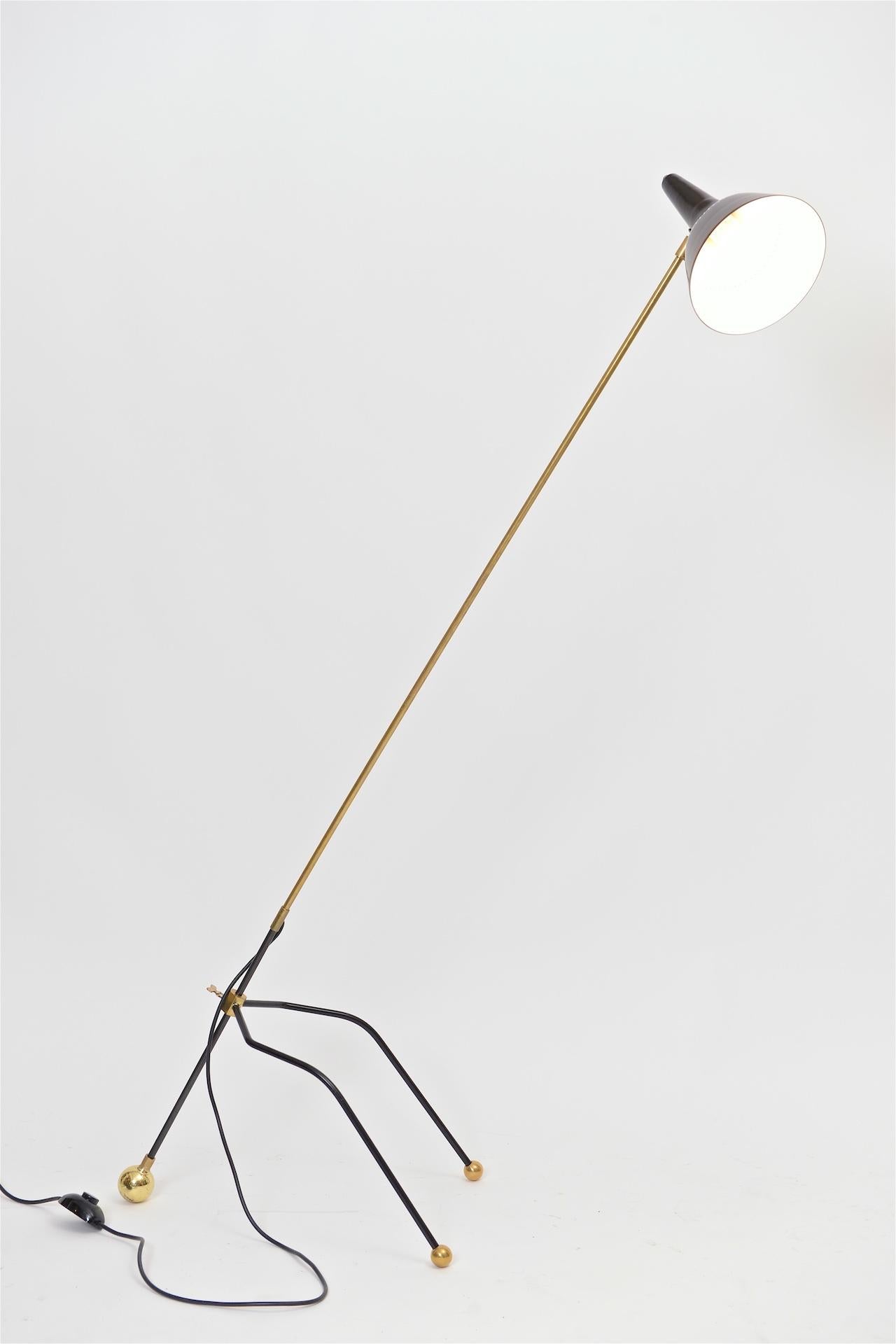 Contemporary Italian Floor Lamp, Adjustable Height with Articulated Shade For Sale