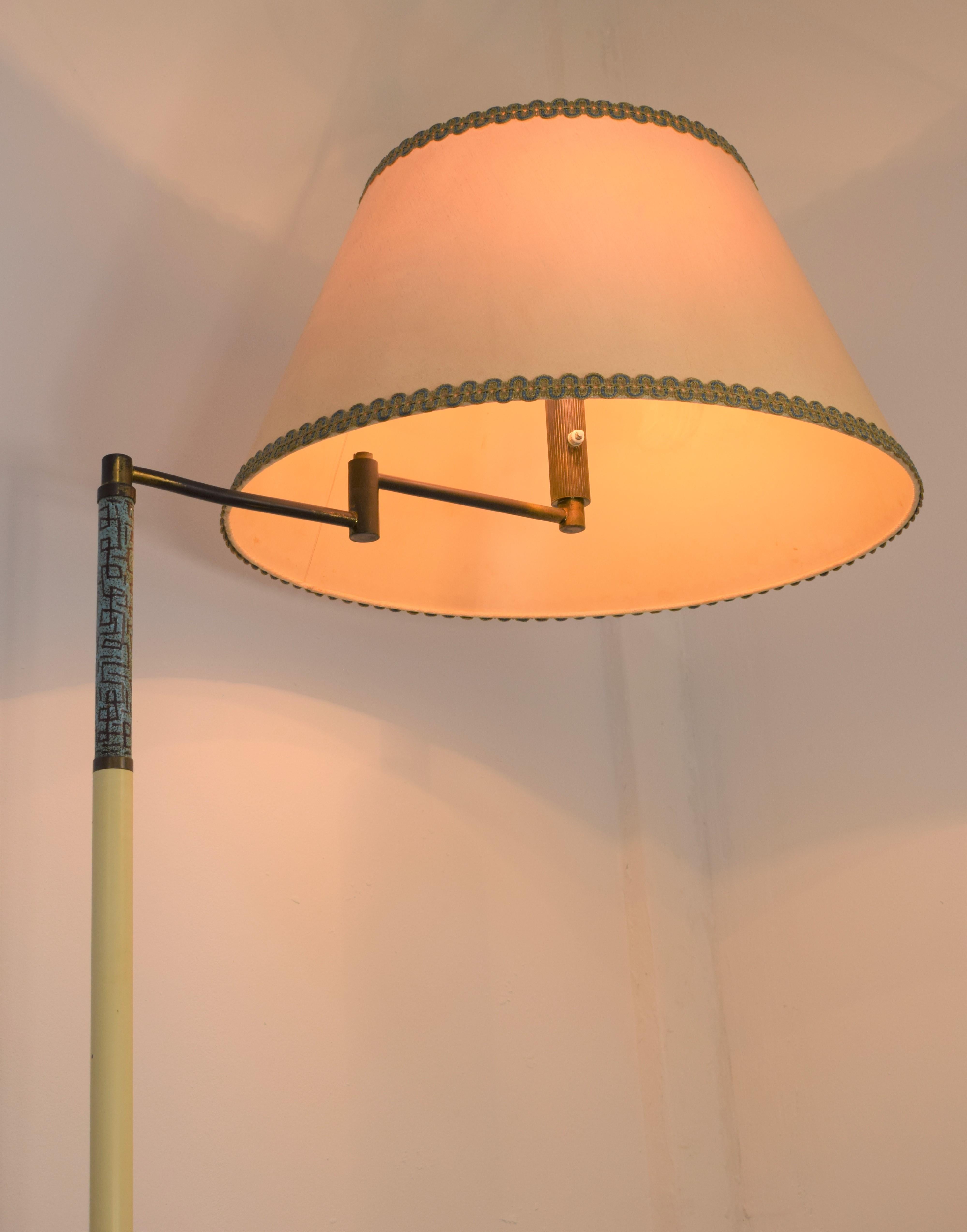 Italienische Stehlampe von Angelo Brotto für Esperia, 1960er Jahre (Messing) im Angebot