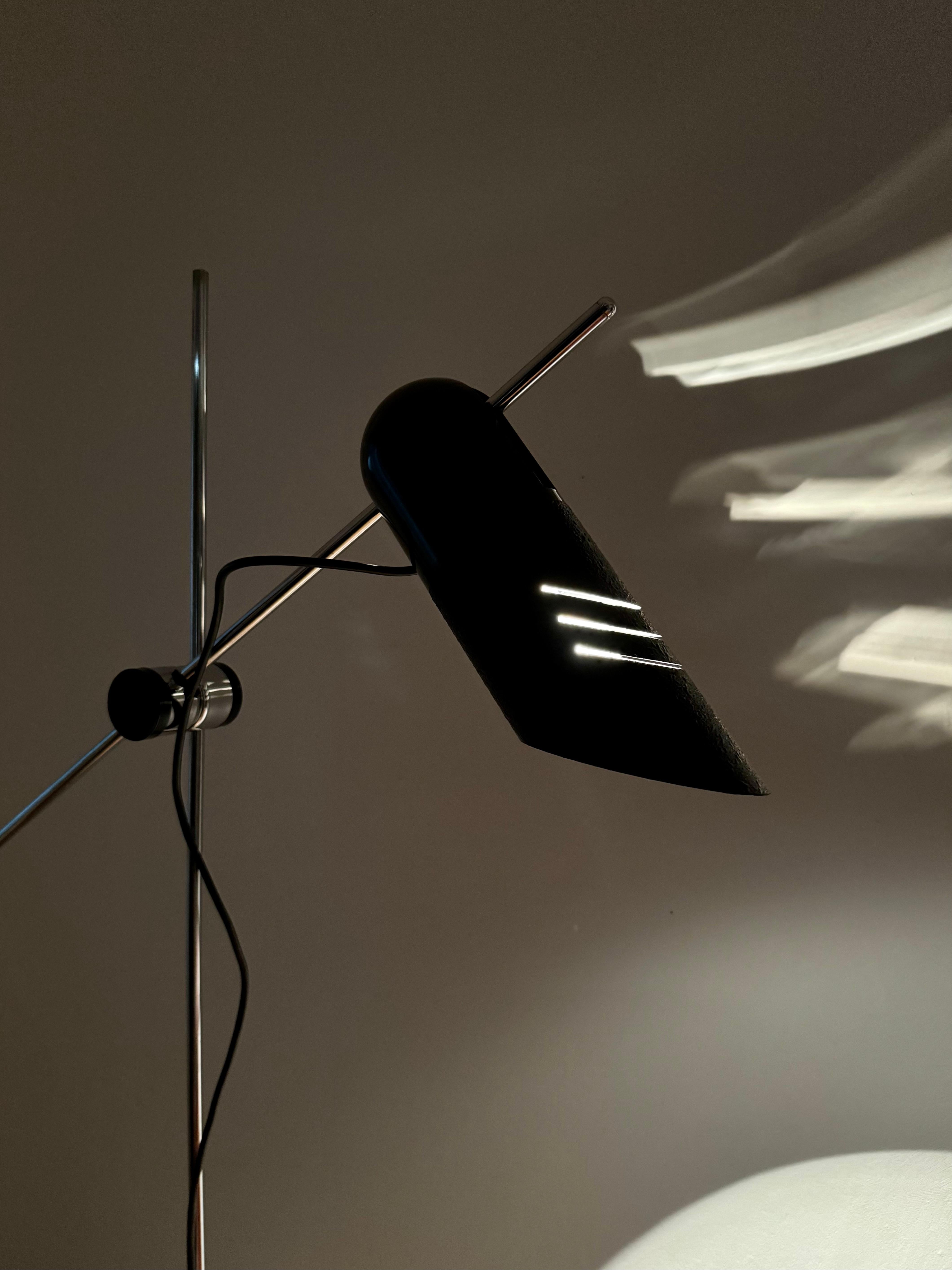 Italian Floor Lamp by Harvey Guzzini For Sale 6