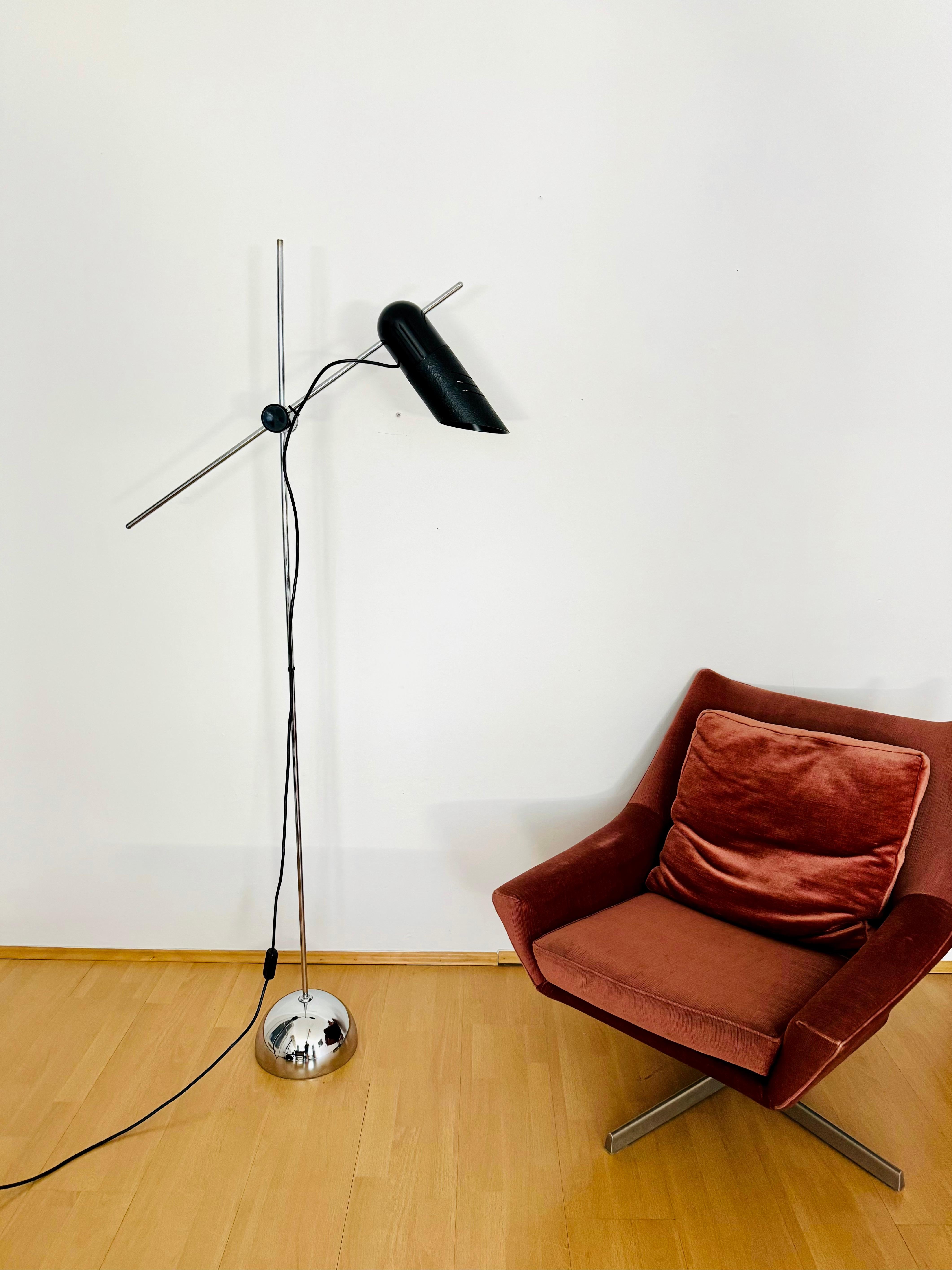 Metal Italian Floor Lamp by Harvey Guzzini For Sale