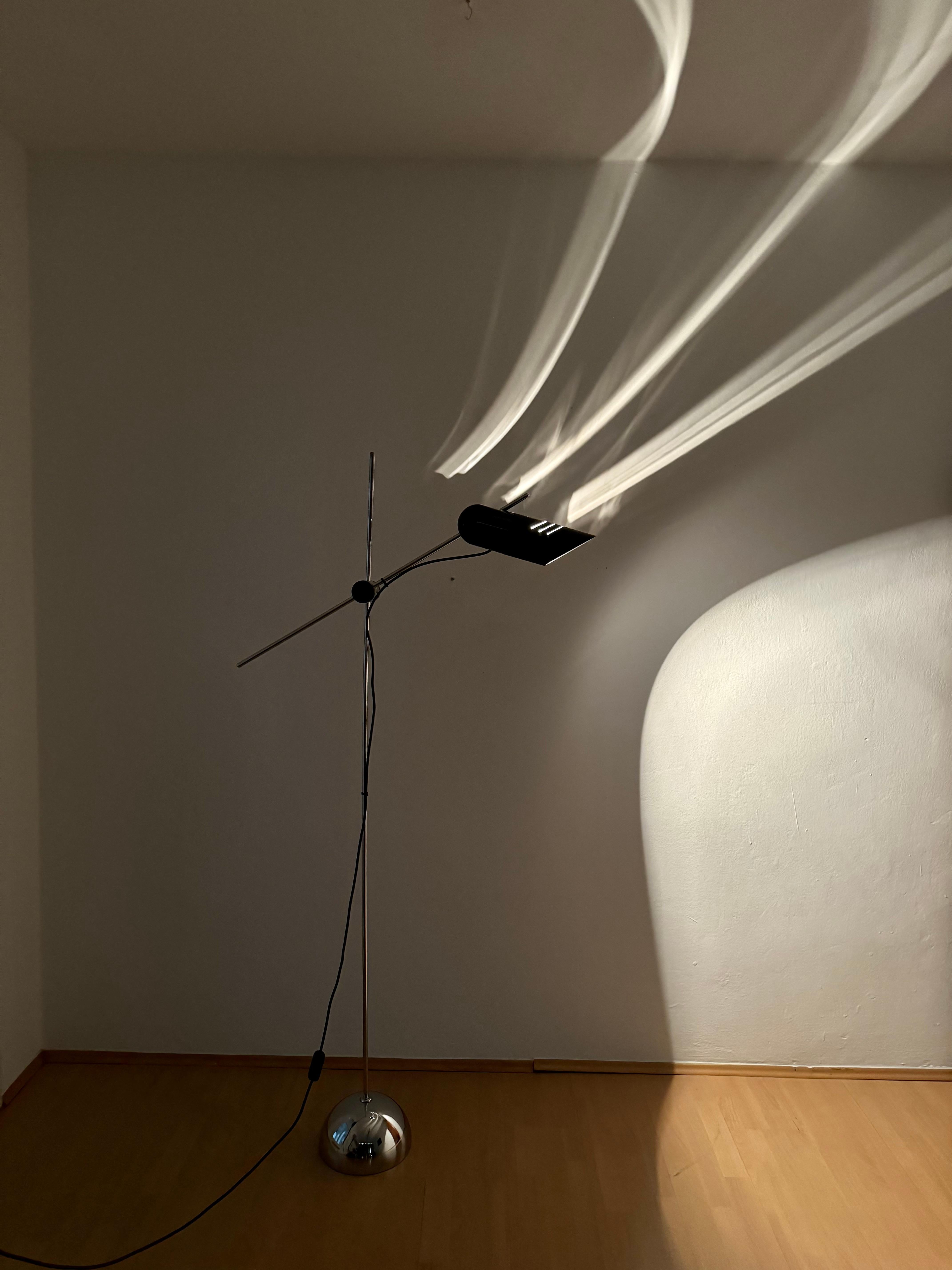 Italian Floor Lamp by Harvey Guzzini For Sale 2