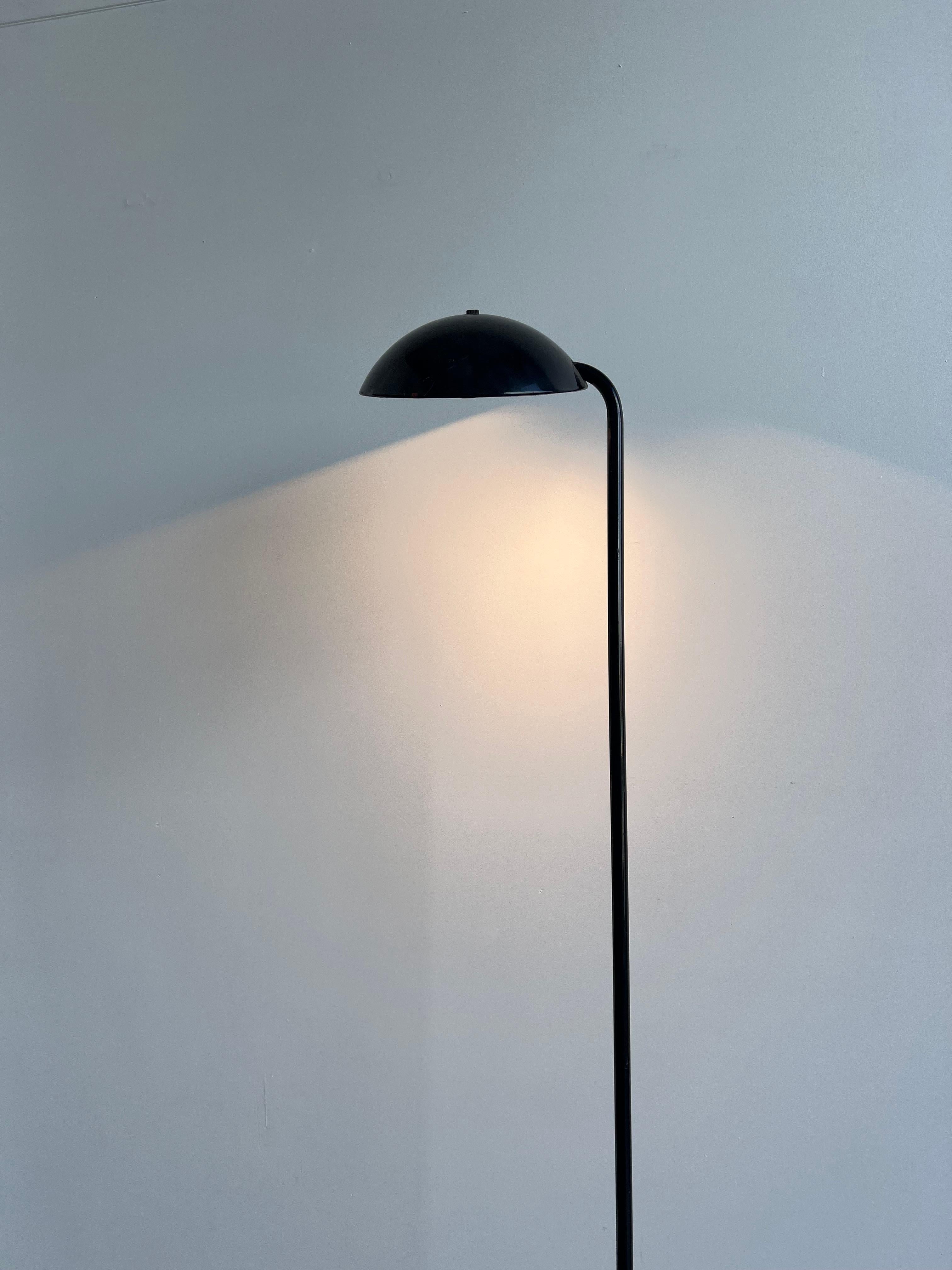 Italian Floor Lamp by Marrucco Tre Ci Luci In Good Condition In Byron Bay, NSW