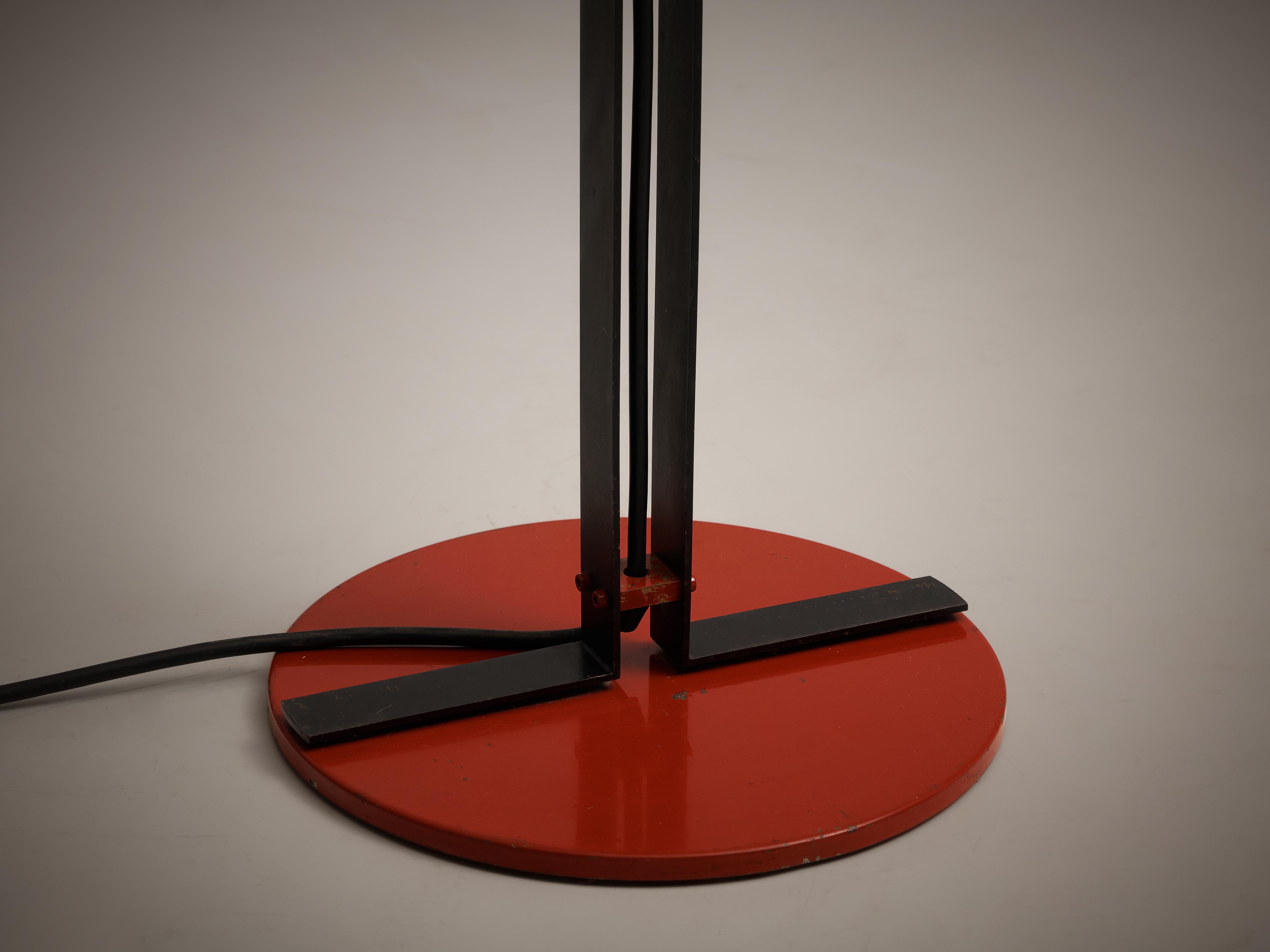 VeArt Italian Floor Lamp in Black and Red Metal 4
