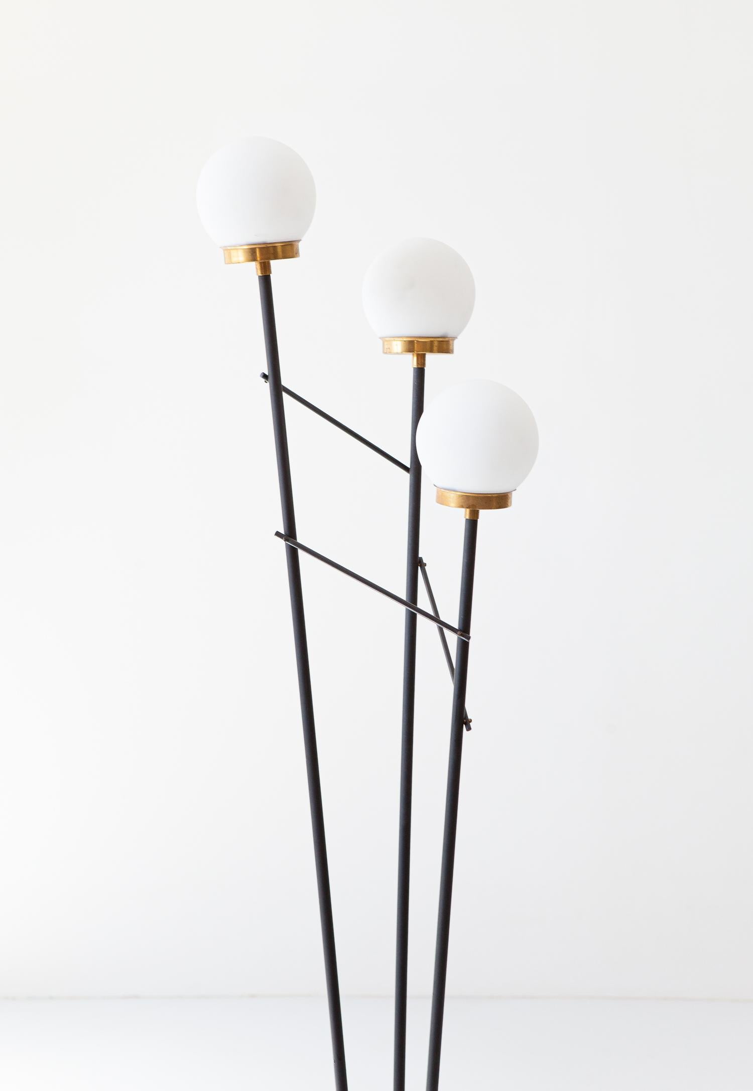 Italian Floor Lamp in Black Steel Opaline Glasses and Marble Base In Good Condition In Rome, IT