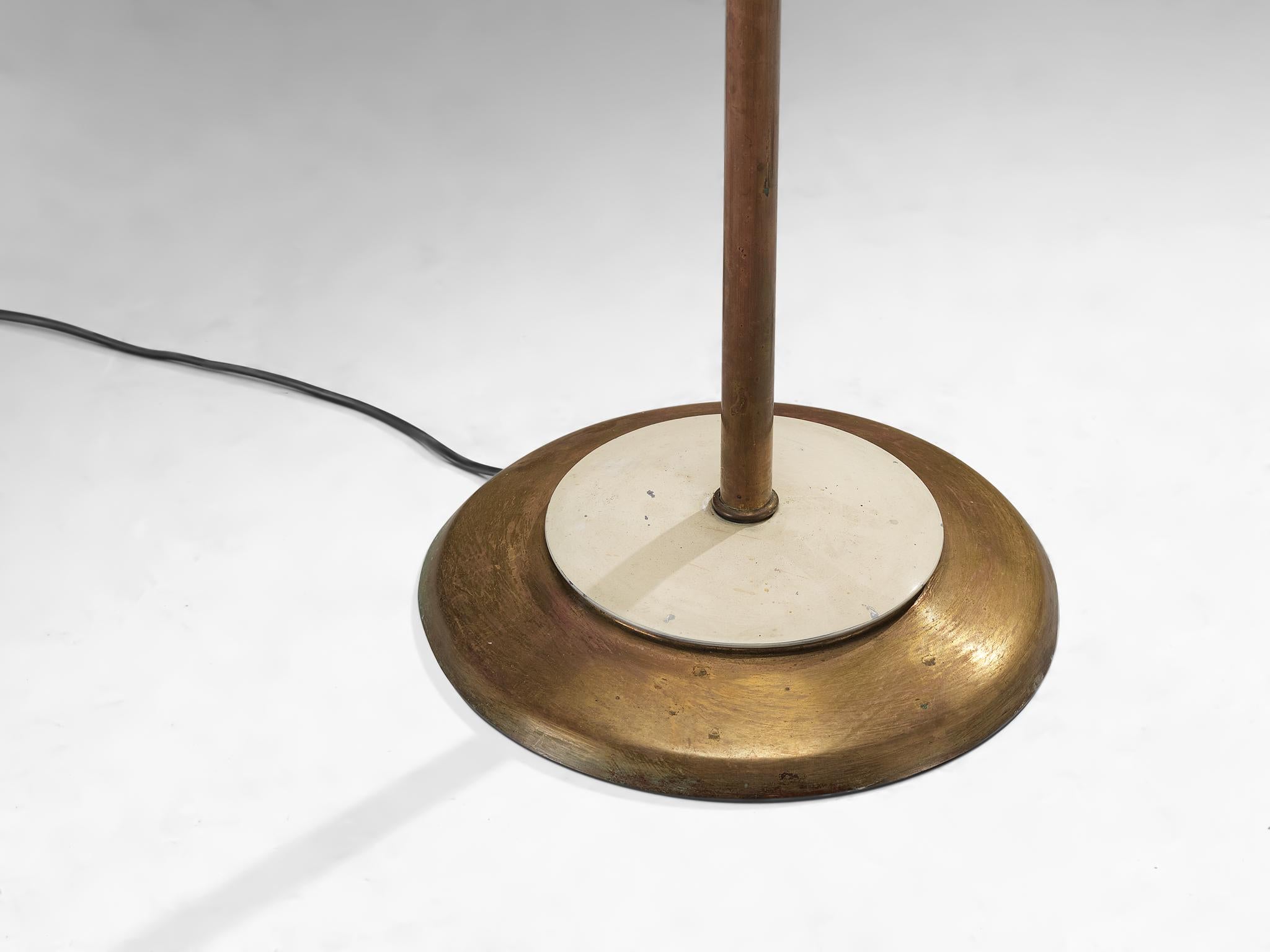 Italian Floor Lamp in Brass and Off-white Shades For Sale 3