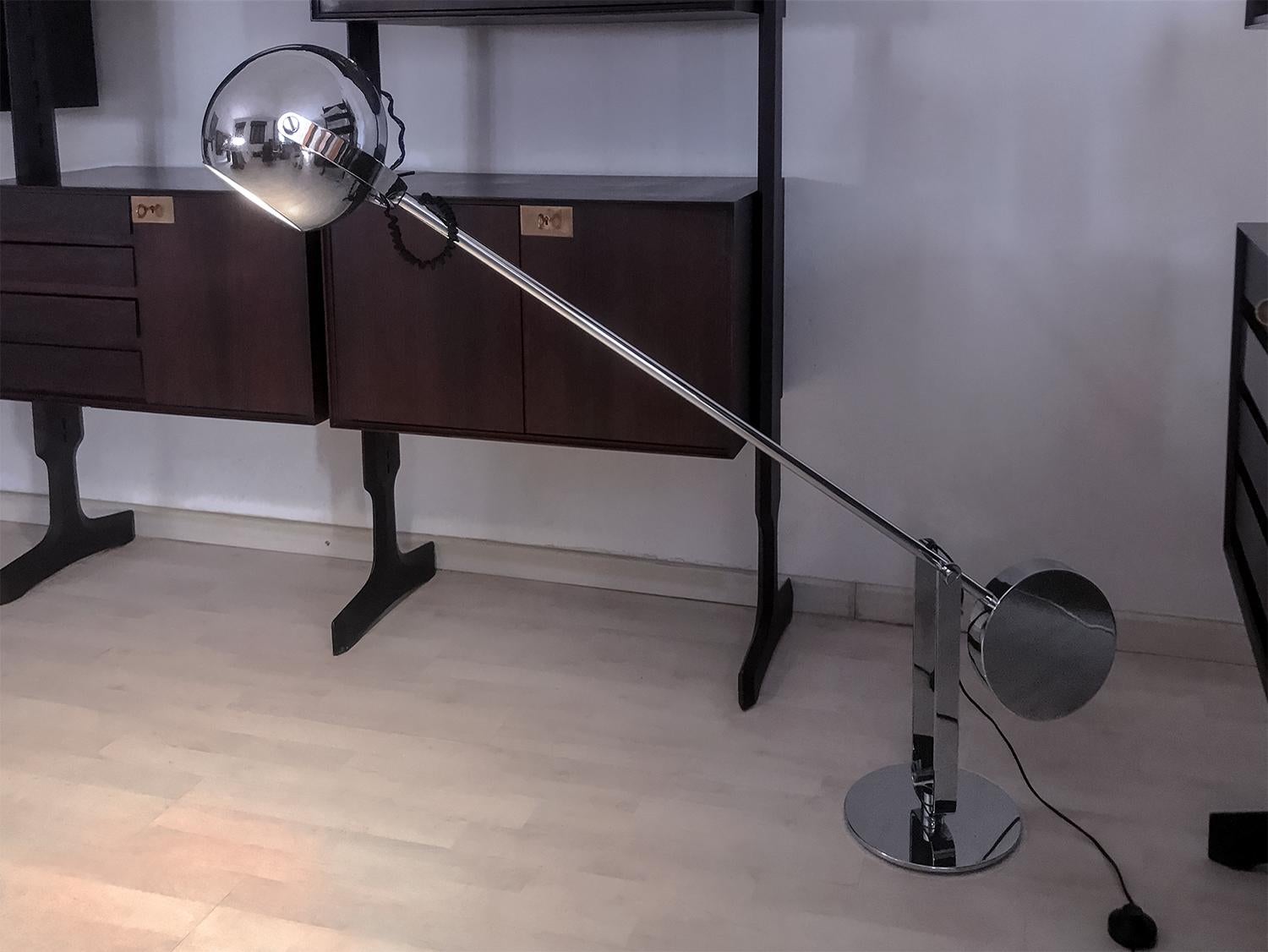 Late 20th Century Italian Floor Lamp in Chrome-Plated Metal Attributed to Goffredo Reggiani, 1970s