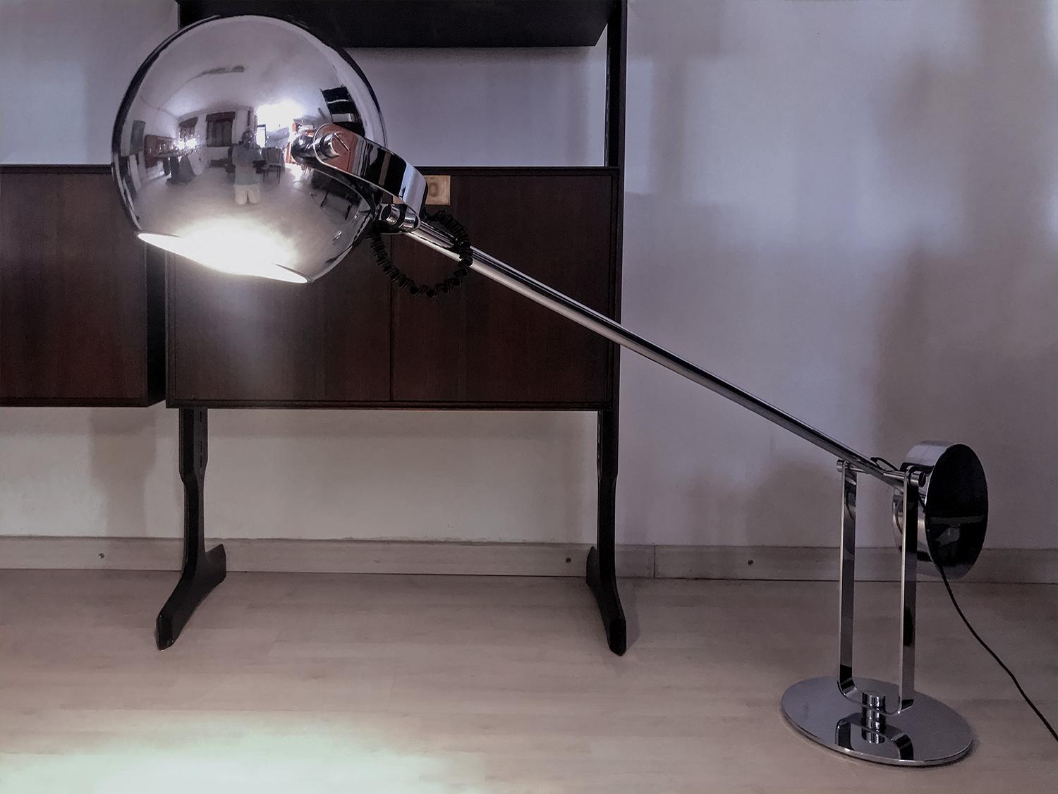 Italian Floor Lamp in Chrome-Plated Metal Attributed to Goffredo Reggiani, 1970s 1