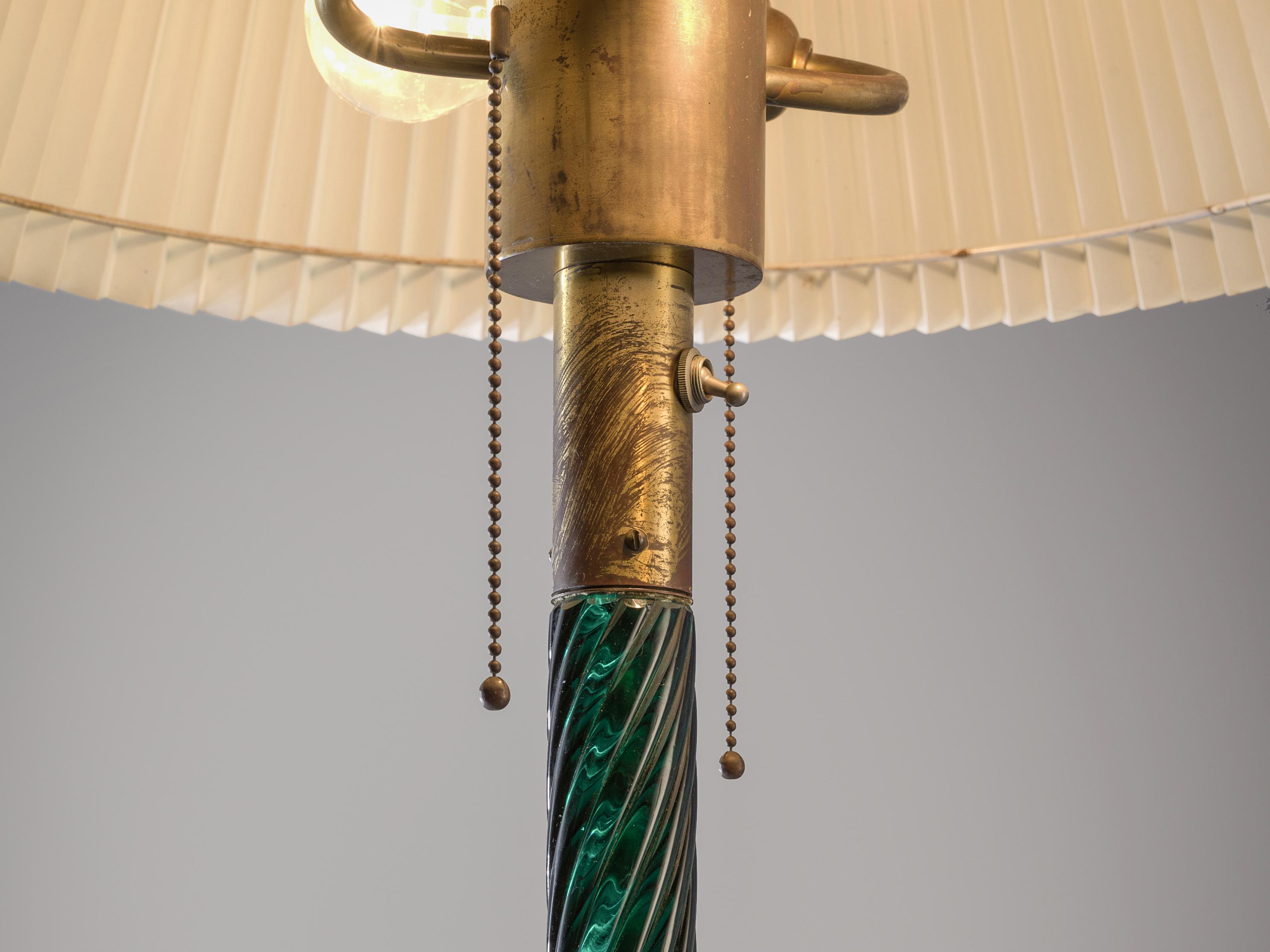 Mid-Century Modern Lampadaire italien en verre vert