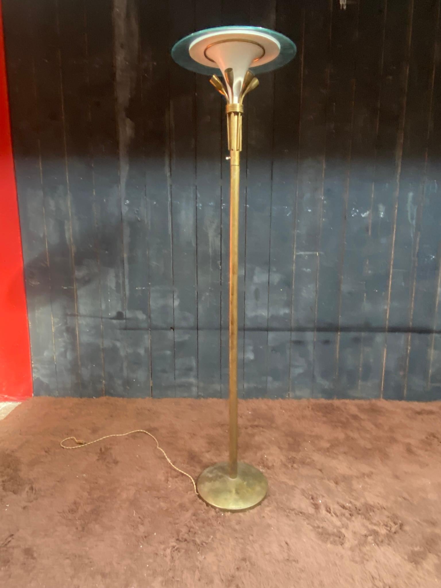 Italian Floor Lamp in Lacquered Metal, Brass, and Glass, circa 1950 For Sale 3