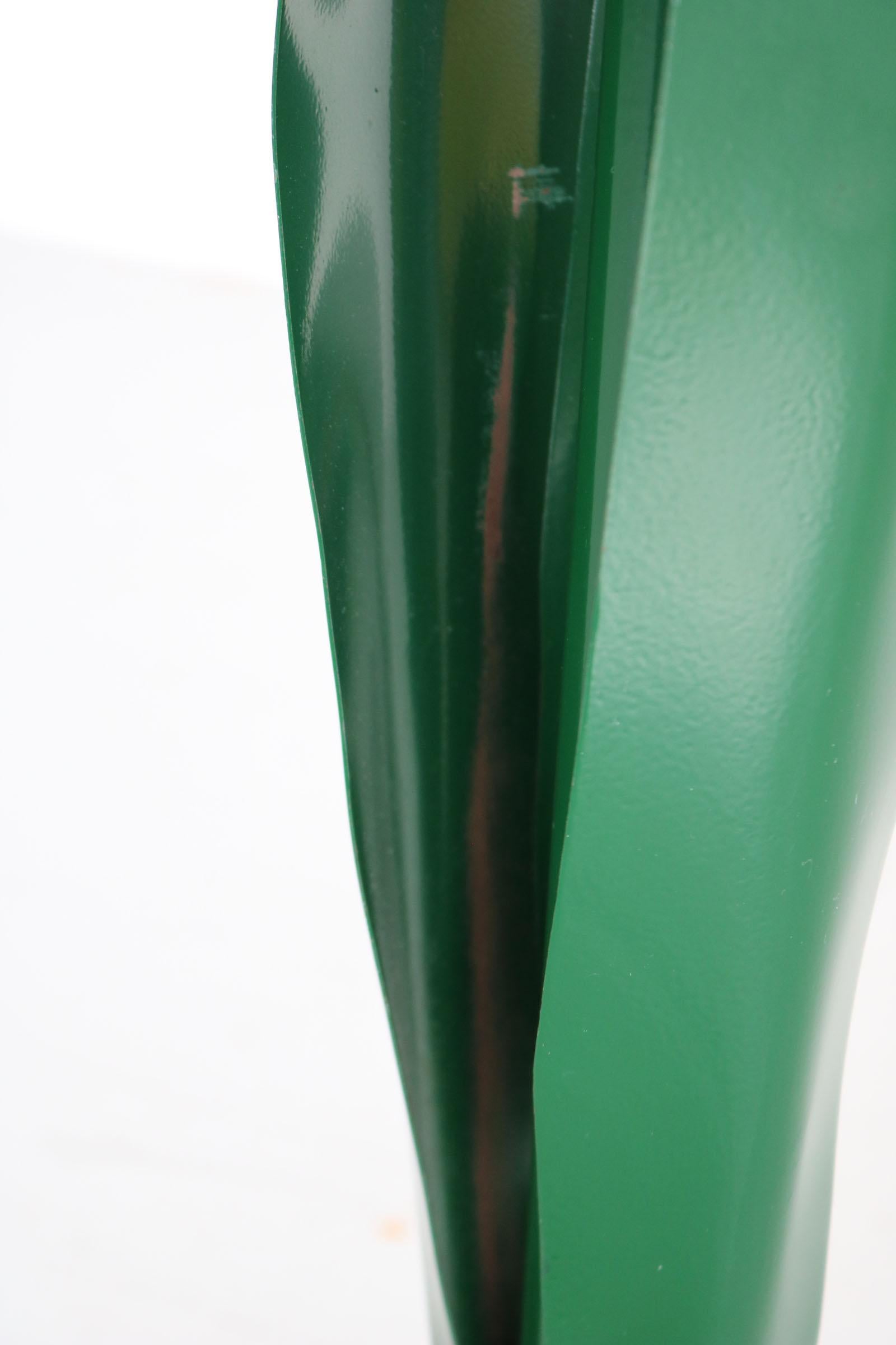 Italian Floor Lamp in Shape of a Daffodil from the 80s 1