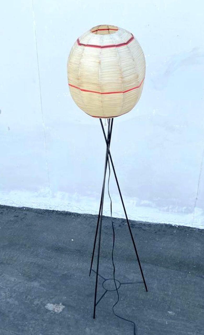 Italian Floor Lamp in Style of Isamu Noguchi In Fair Condition For Sale In Los Angeles, CA
