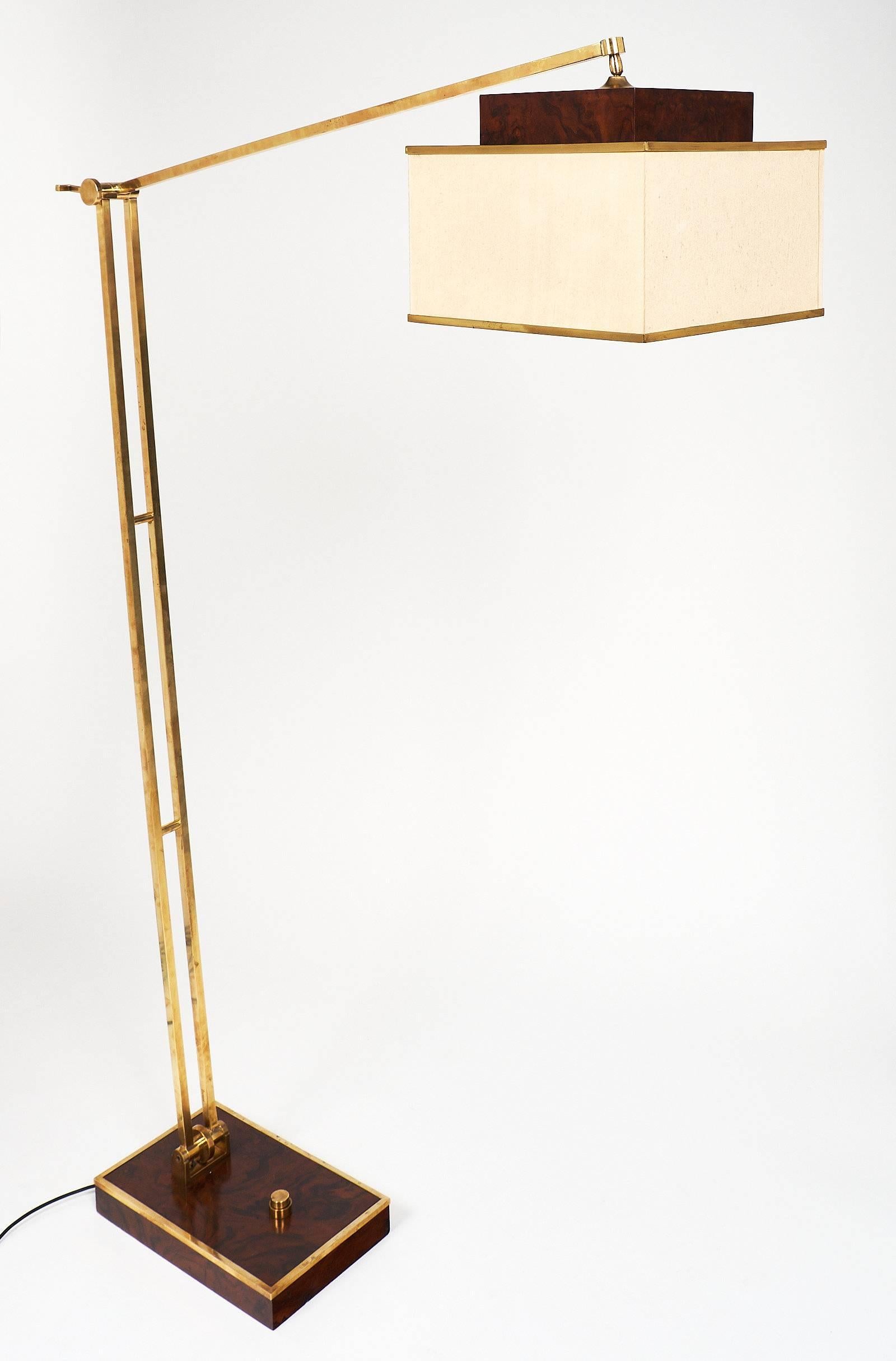 Mid-Century Modern Italian Floor Lamp in the Style of Carlo di Carli