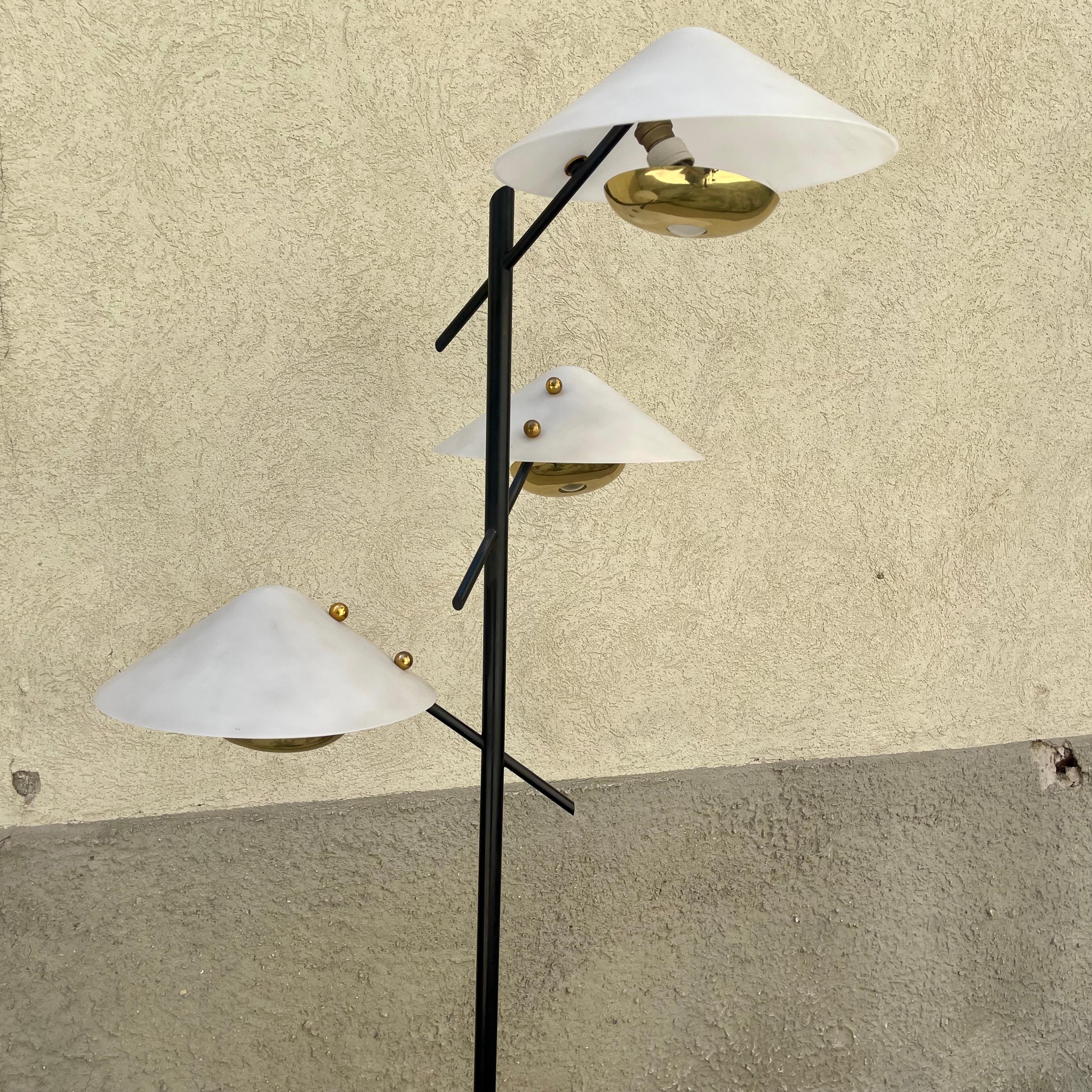 Mid-Century Modern Italian Floor Lamp in the style of Oluce, 1950s For Sale