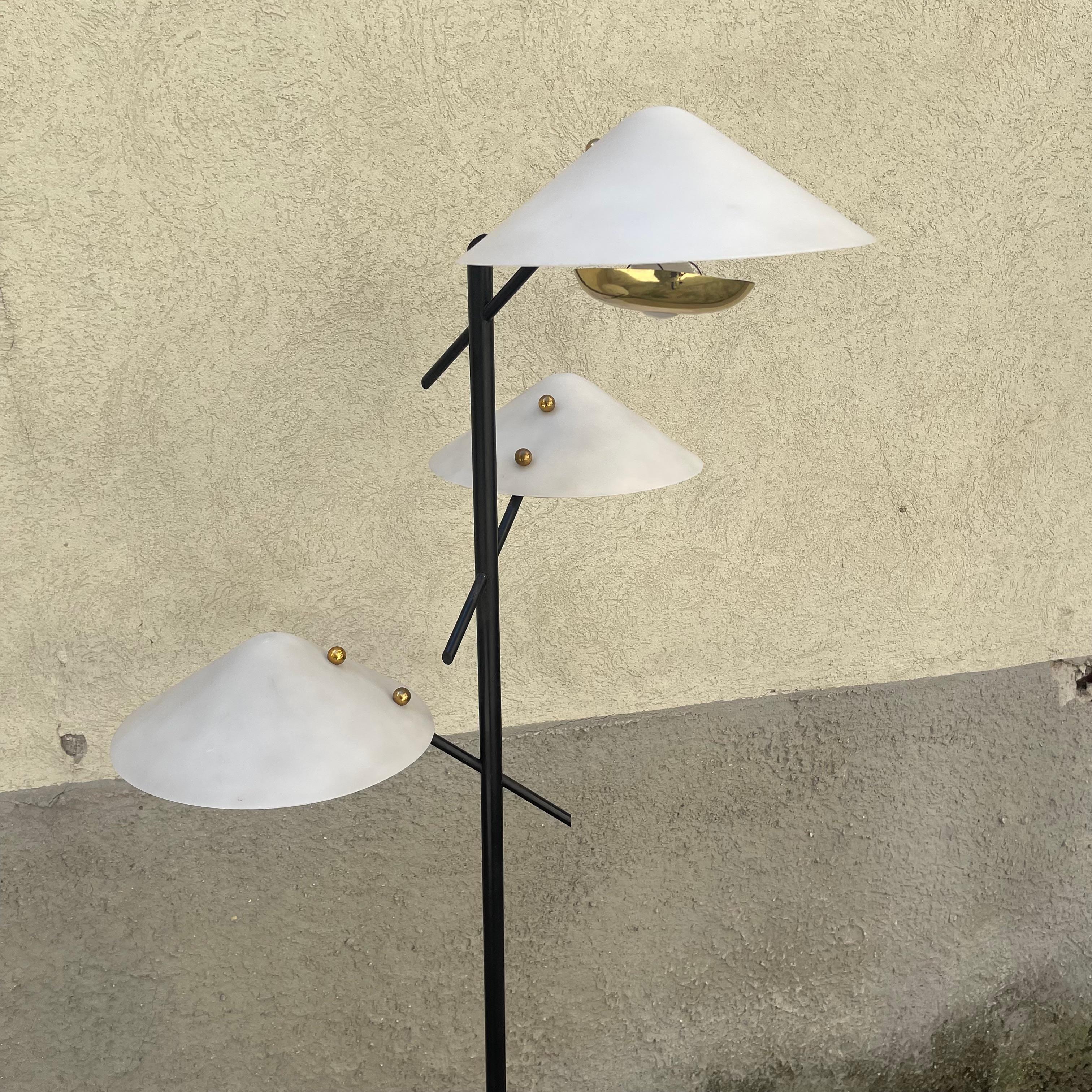 Italian Floor Lamp in the style of Oluce, 1950s In Good Condition For Sale In Milano, IT