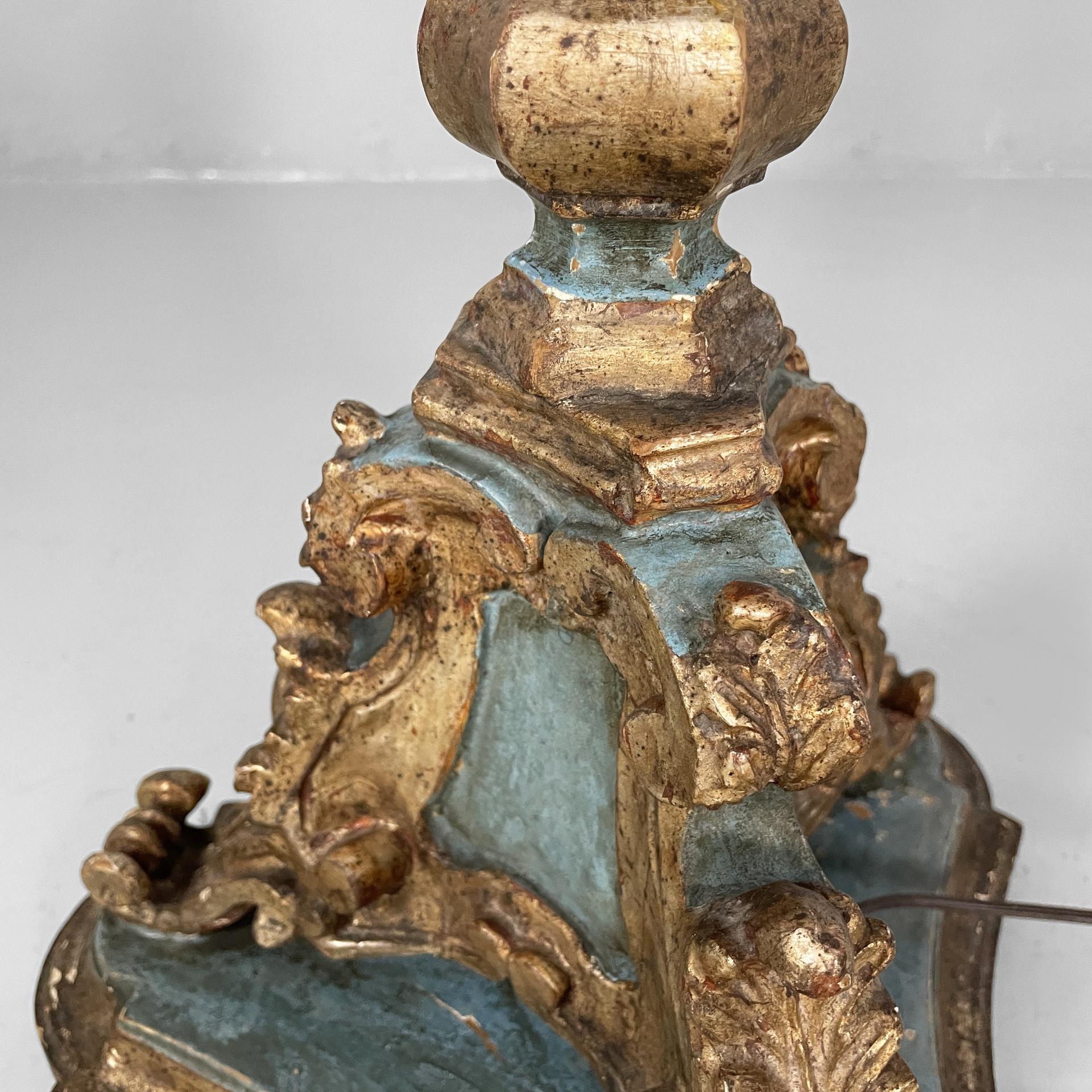 Lampadaire italien en Wood avec feuille d'or et laque bleu clair, années 1940. en vente 9
