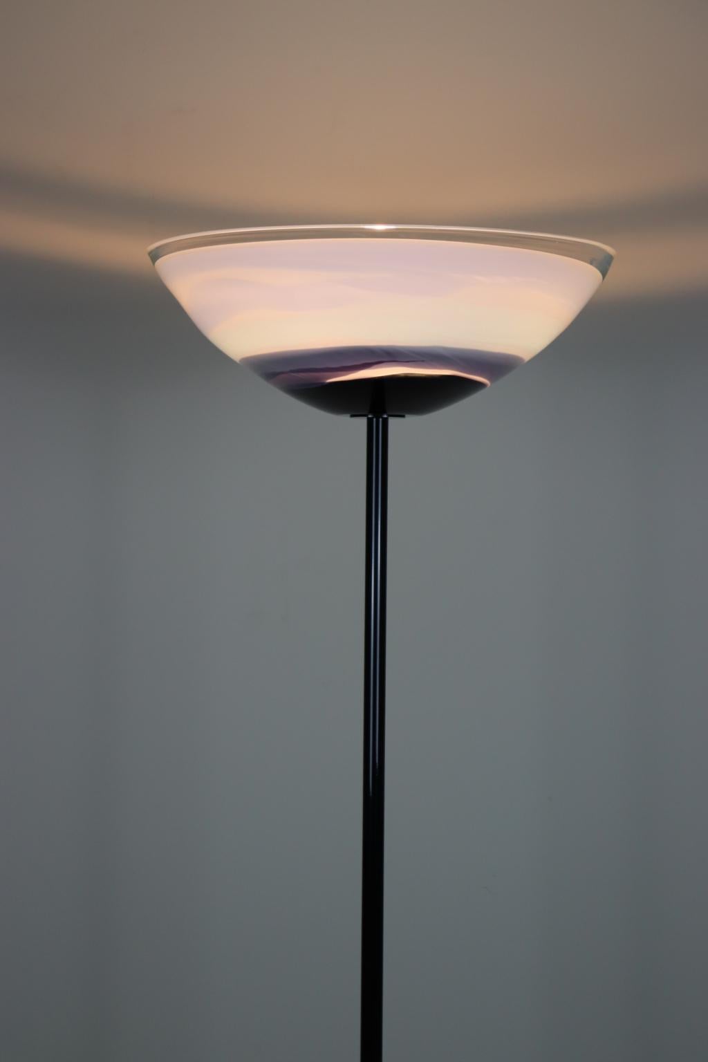 Italian rare floor lamp Murano hand blown crystal glass diffuser streaked with black, grey, light-green
and light-blue glass fused-in.
The 