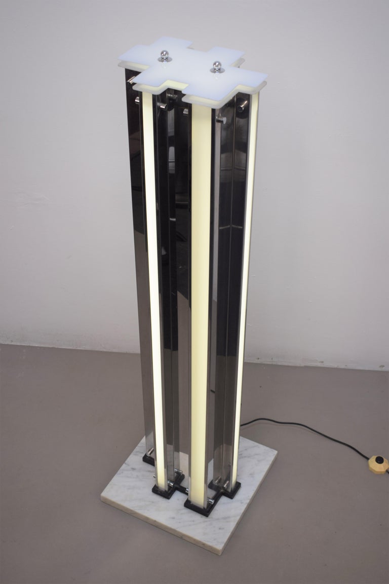 Italian Floor Lamp, Plexiglass, Steel and Marble, 1970s For Sale at 1stDibs