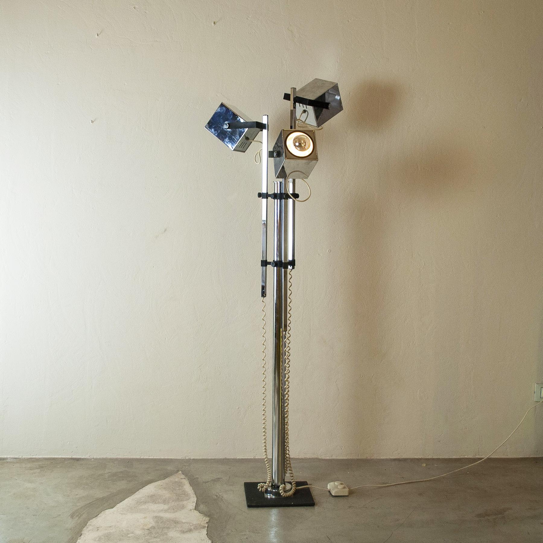 Space Age Italian floor lamp space age 1970s. For Sale
