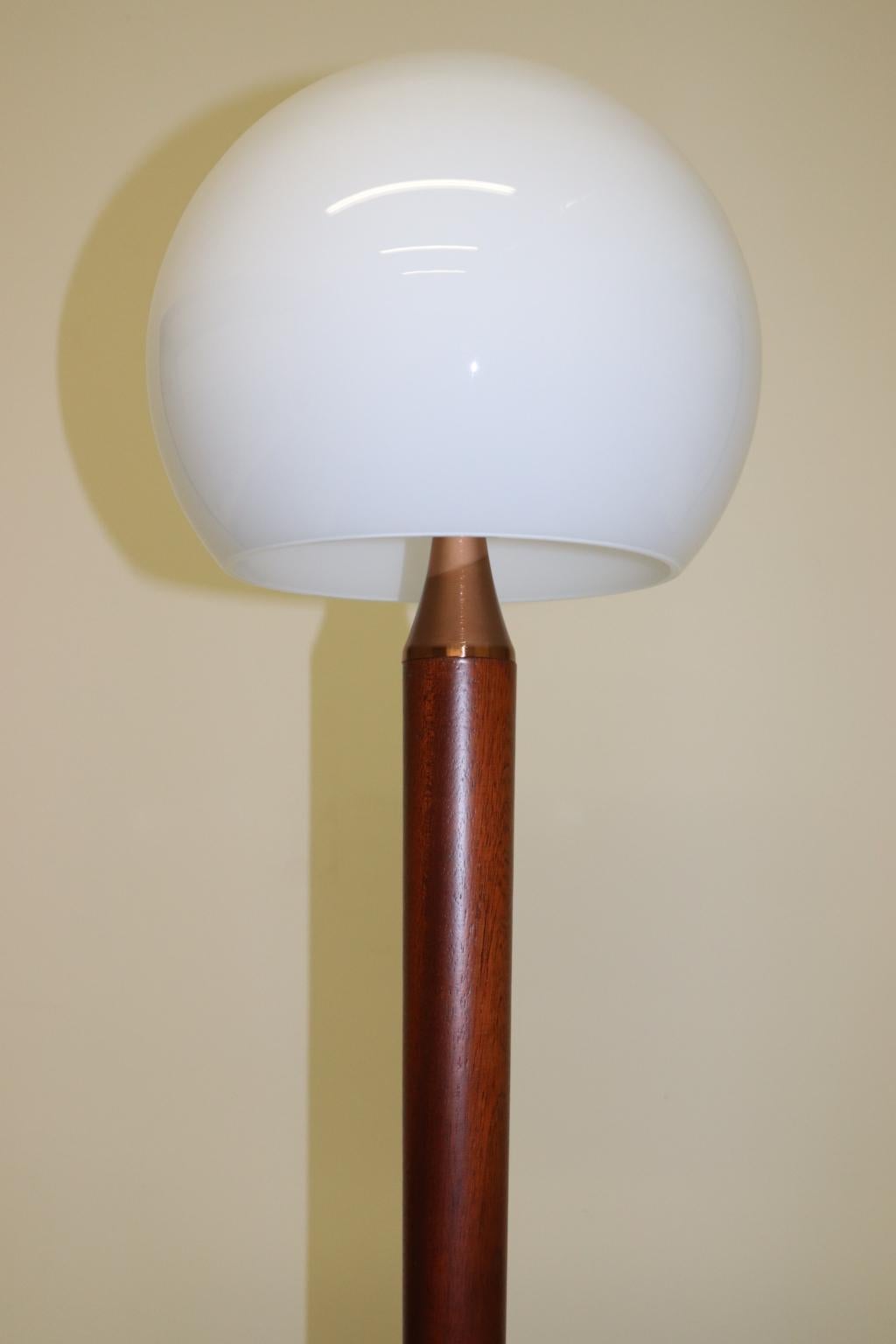 Italian Floor Lamp White Murano Glass Solid Wood Stem and Brushed Copper Details For Sale 4