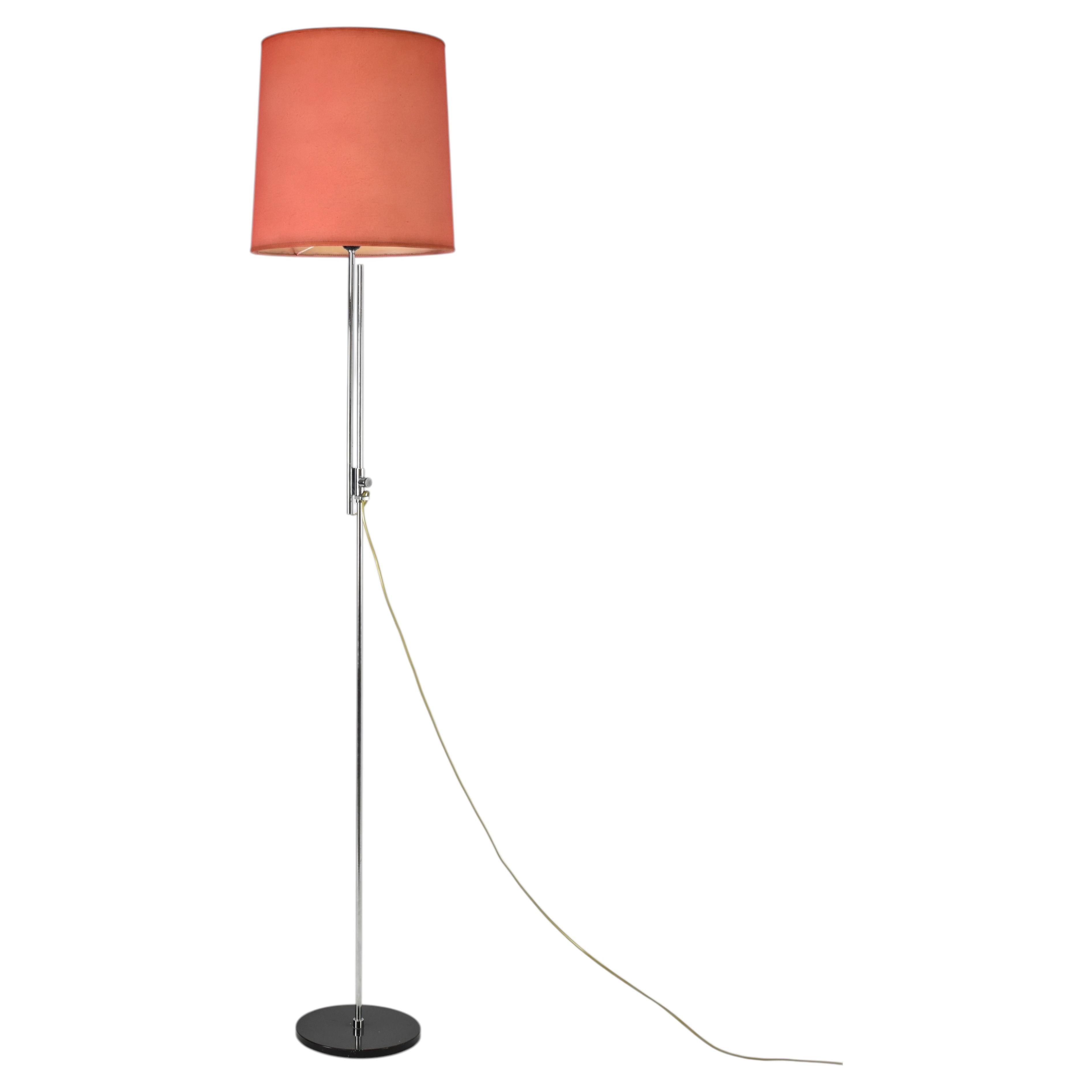 Lampada da terra italiana ad altezza regolabile, anni '60