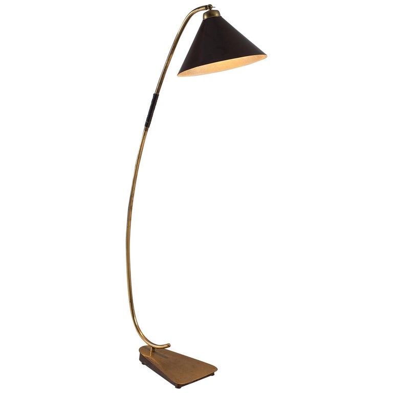 Italian Floor Lamp With Brasetal