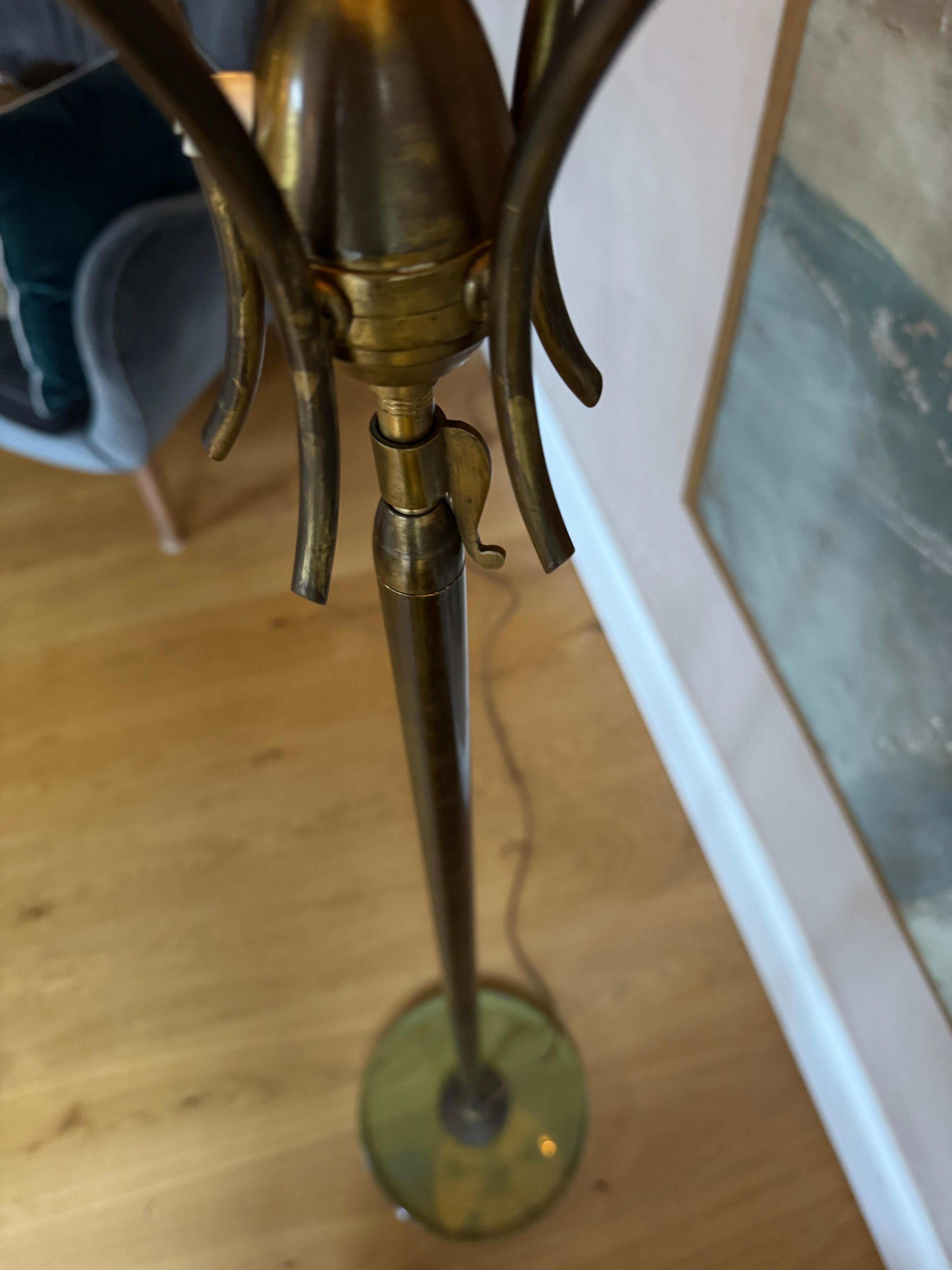 Lampadaire italien avec base en verre Fontana en vente 5