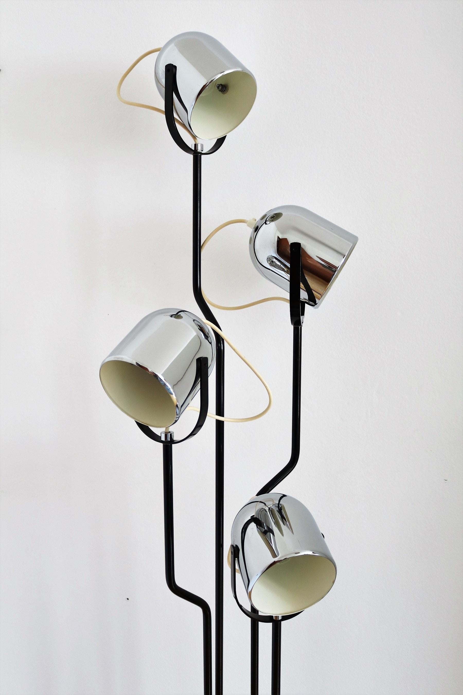 Italian Floor Lamp with Four Lights by Reggiani in Chrome and Black, 1970s 7