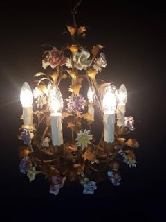 Lustre italien à fleurs, fer doré avec porcelaine, 1940