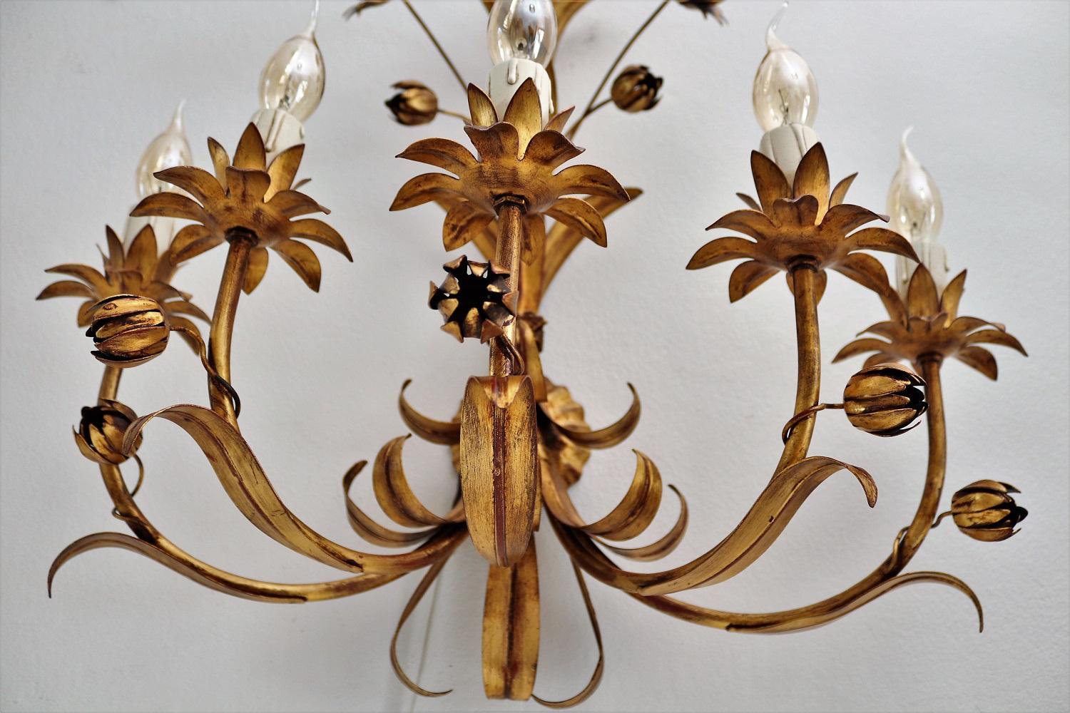 Late 20th Century Italian Floral Gilt Patinated Metal Wall Sconces or Wall Lights, 1970s