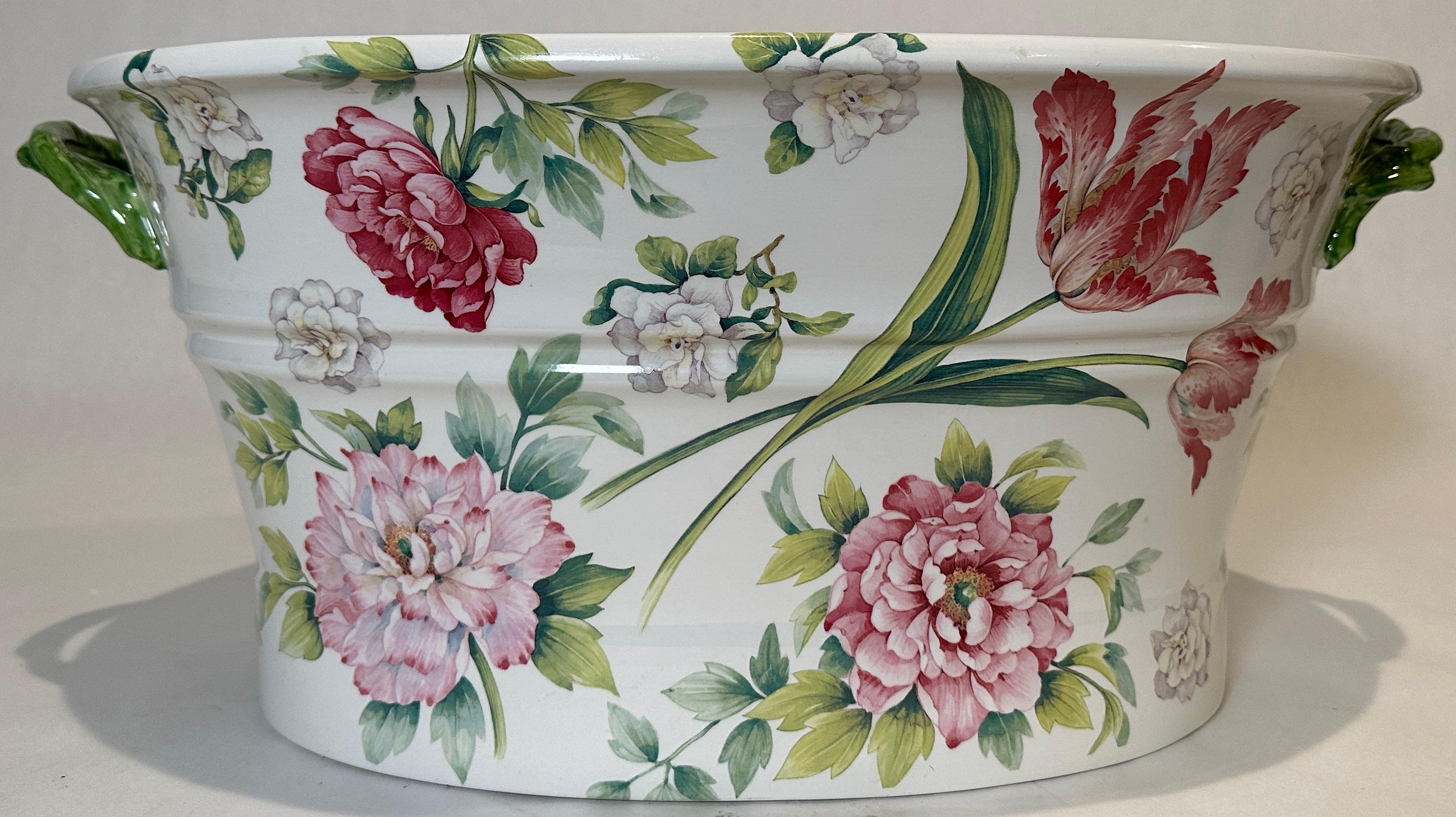 Jardinière ovale italienne peinte à motifs floraux Bon état - En vente à Norwood, NJ