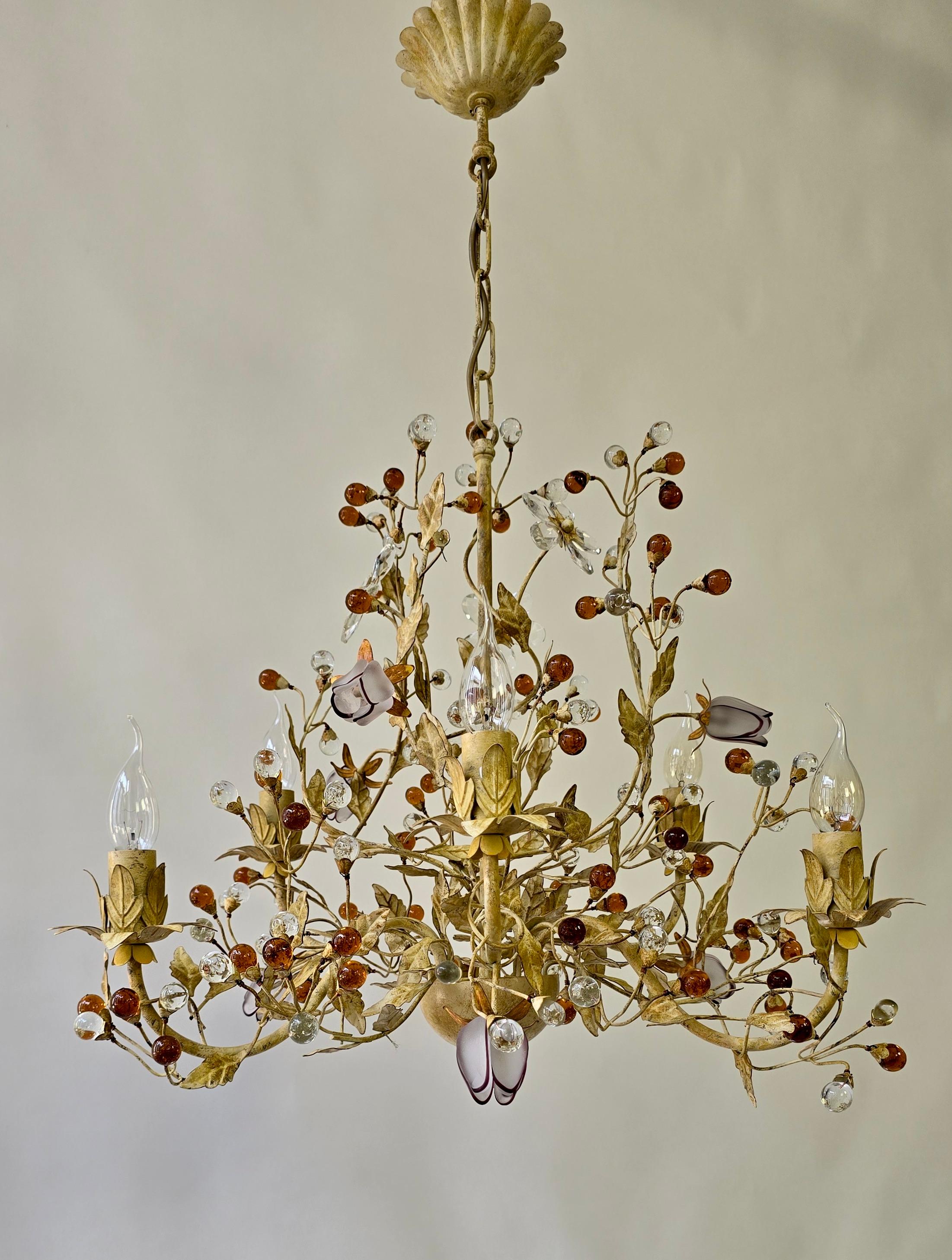 Italian Floral Tole Chandelier with Hand-Blown Glass Tulips, 20th Century For Sale 3