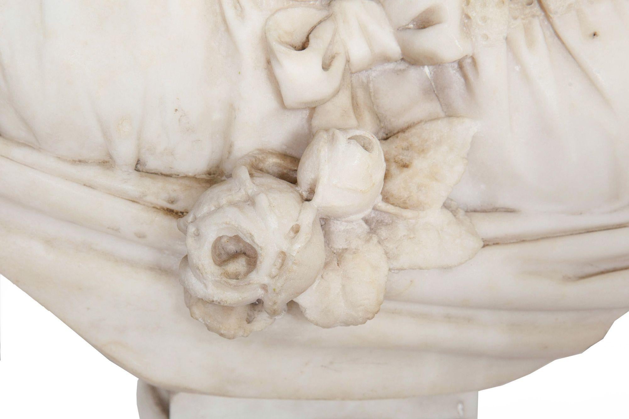 Italian Florentine Antique Marble Bust of a Woman by Galleria Lapini ca. 1899 5