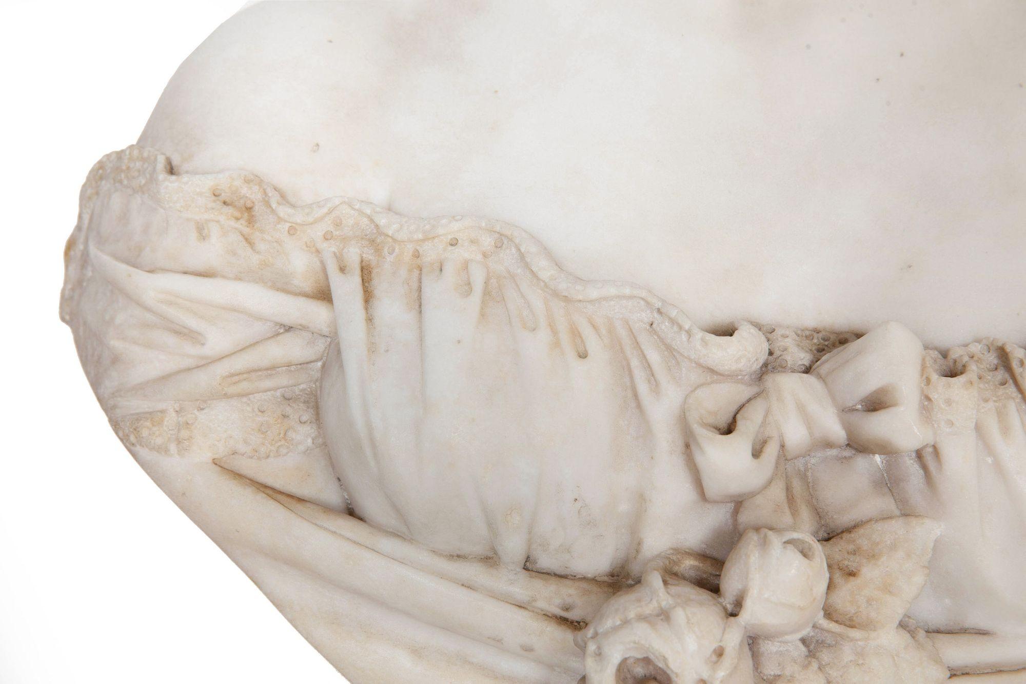 Italian Florentine Antique Marble Bust of a Woman by Galleria Lapini ca. 1899 6