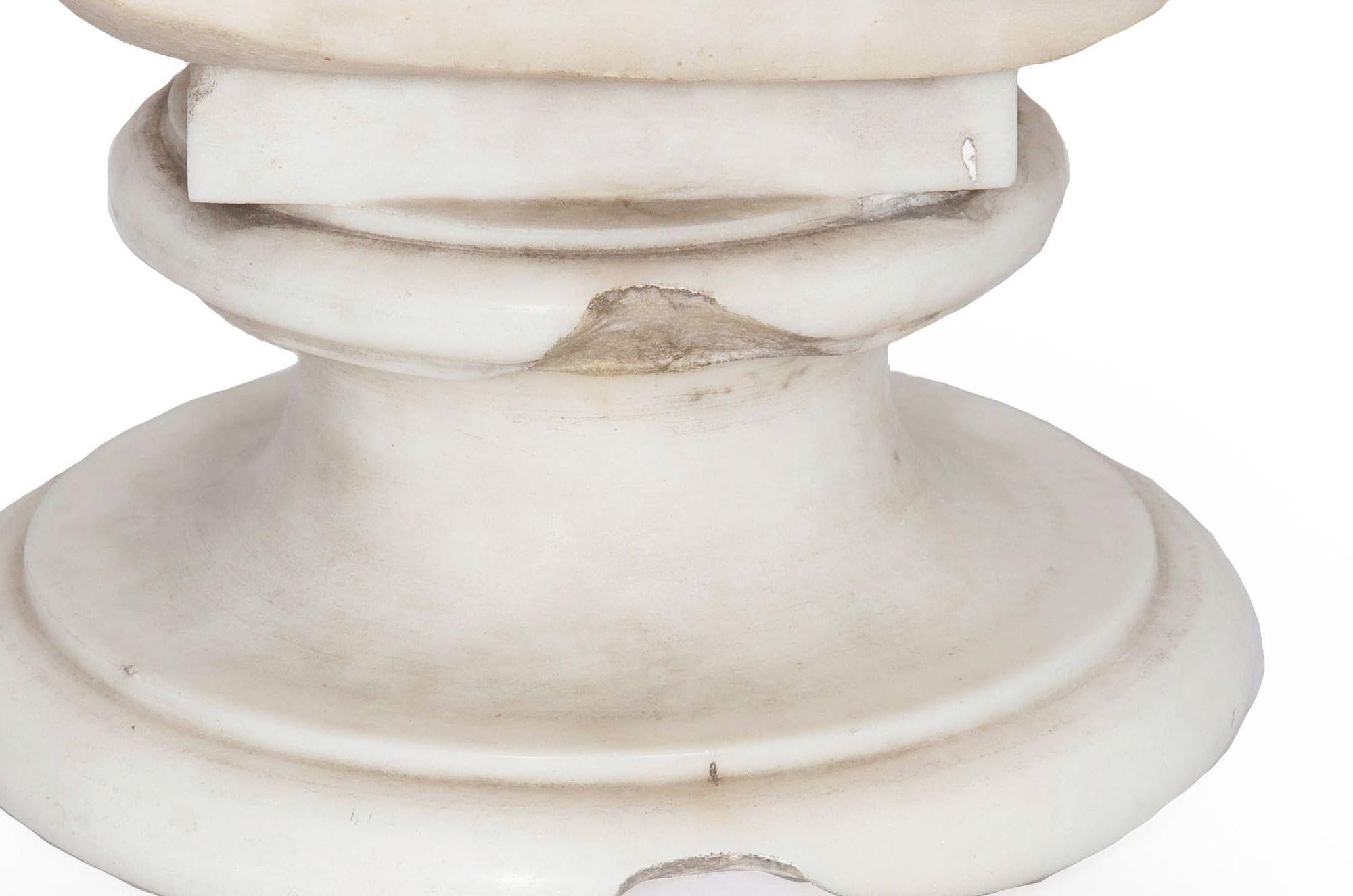 Italian Florentine Antique Marble Bust of a Woman by Galleria Lapini ca. 1899 8