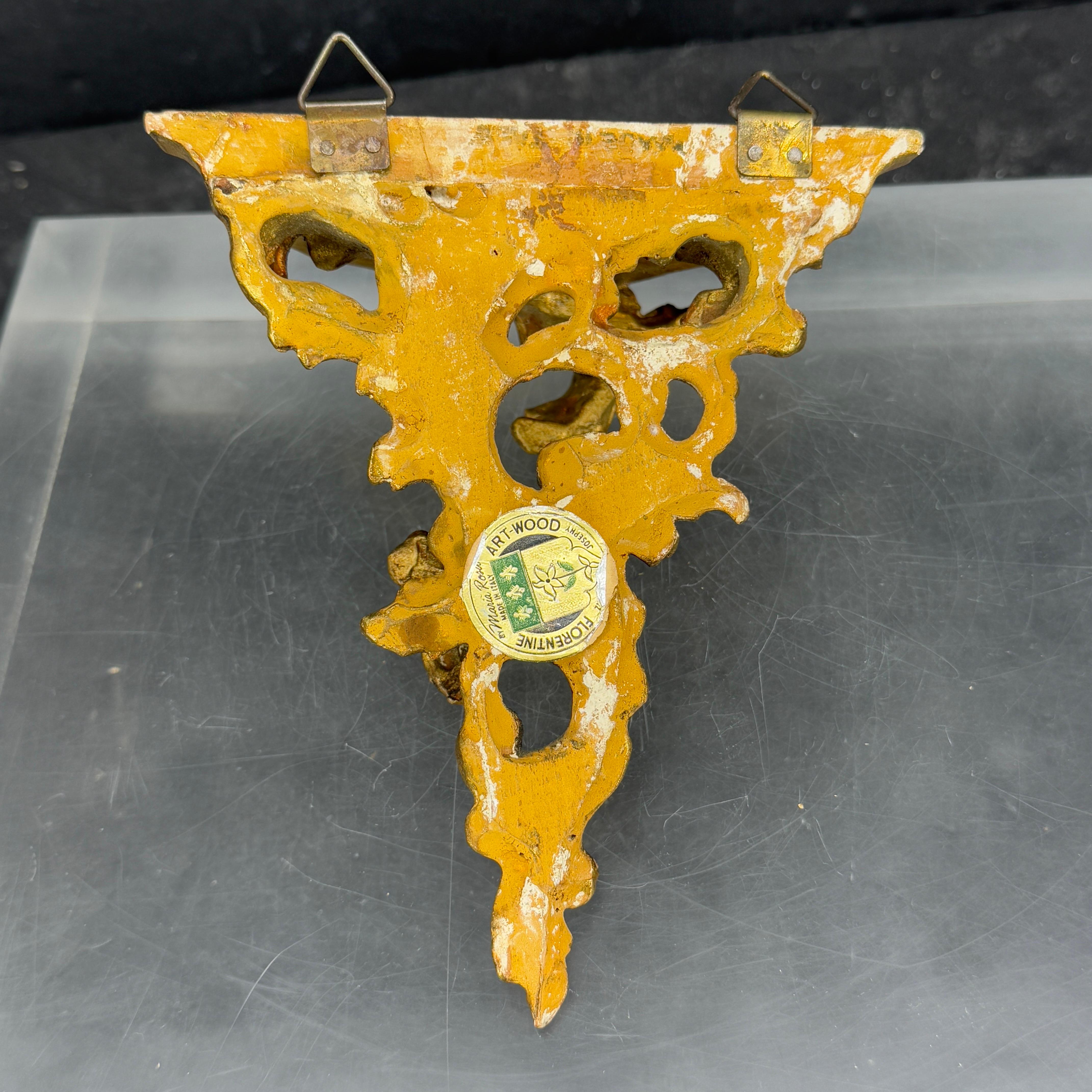 Italian Florentine Architectural Gilt Wall Shelf Bracket, circa 1950 For Sale 9