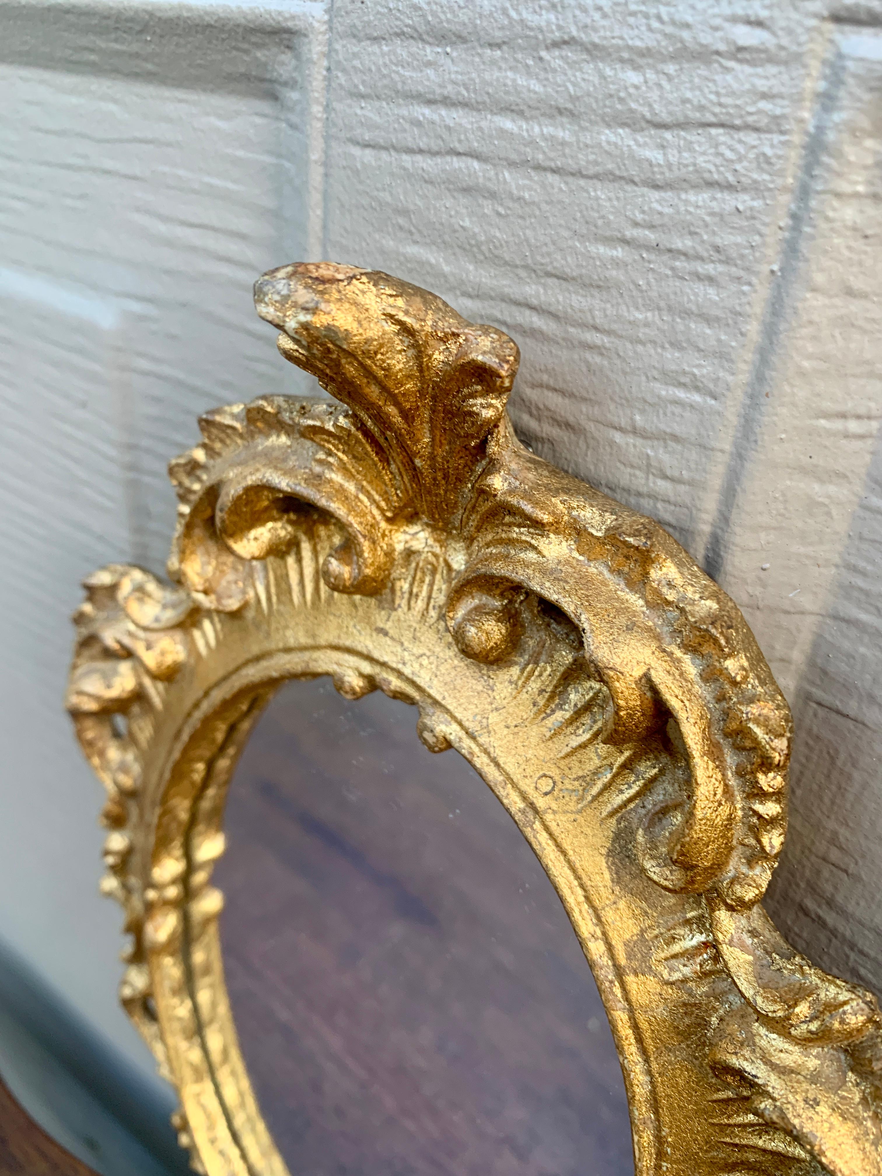 Italian Florentine Baroque Gold Giltwood Wall Mirror In Good Condition For Sale In Elkhart, IN