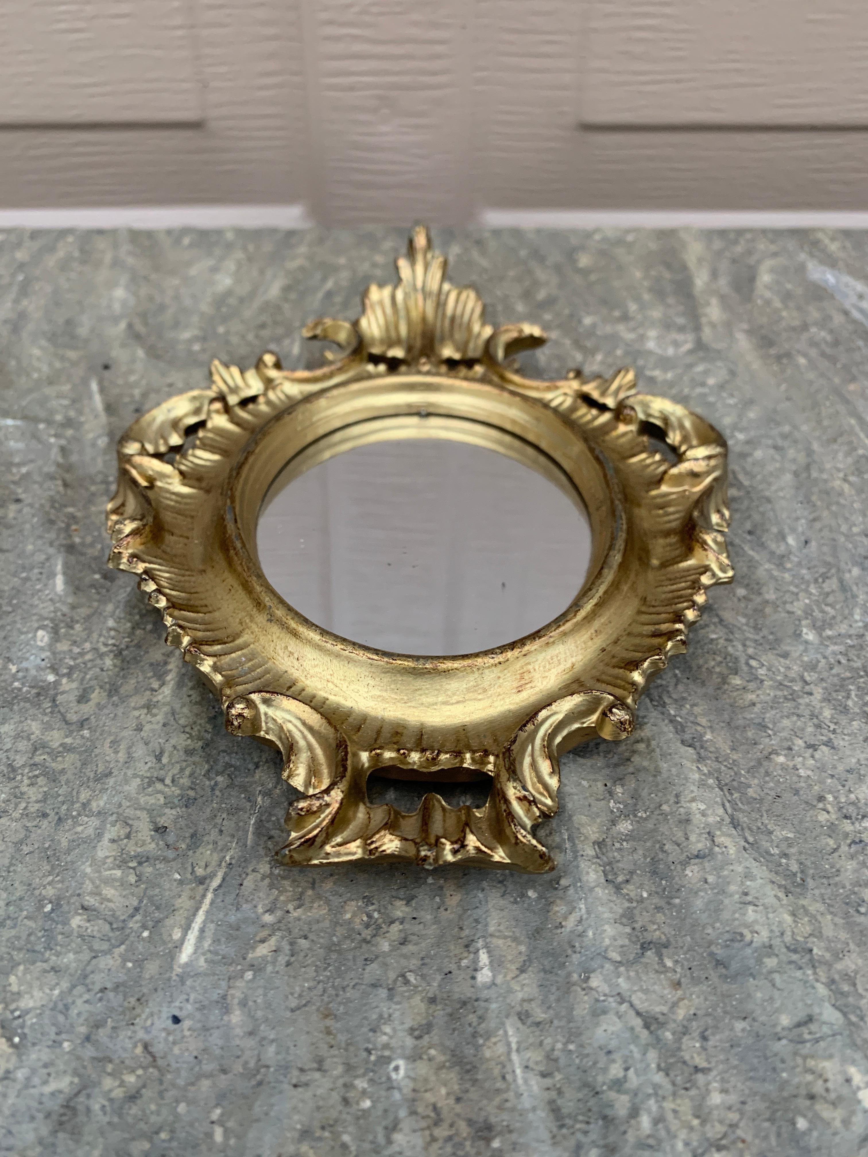 Miroir mural florentin baroque italien en bois doré Bon état - En vente à Elkhart, IN