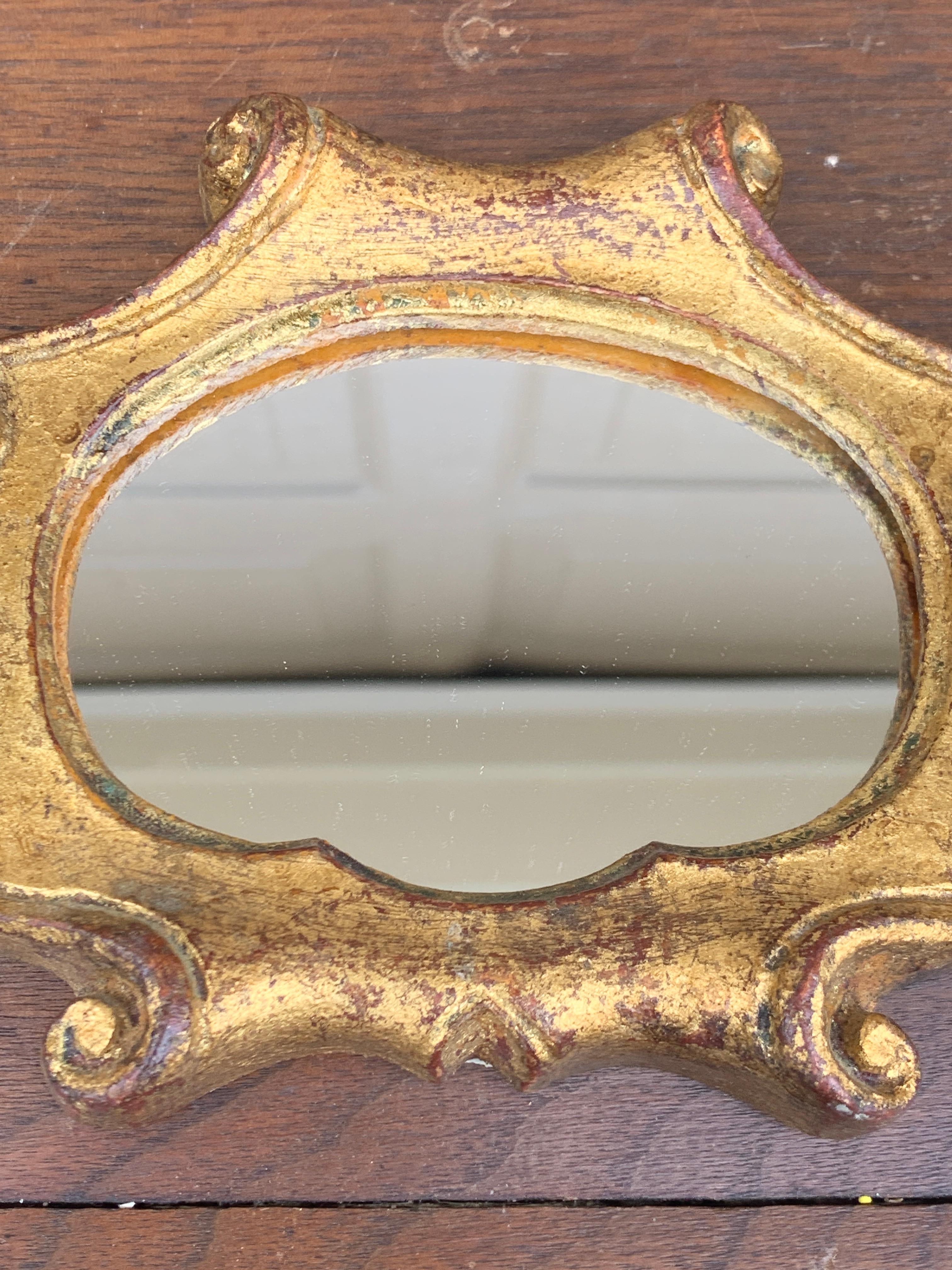 Miroir mural florentin baroque italien en bois doré en vente 1