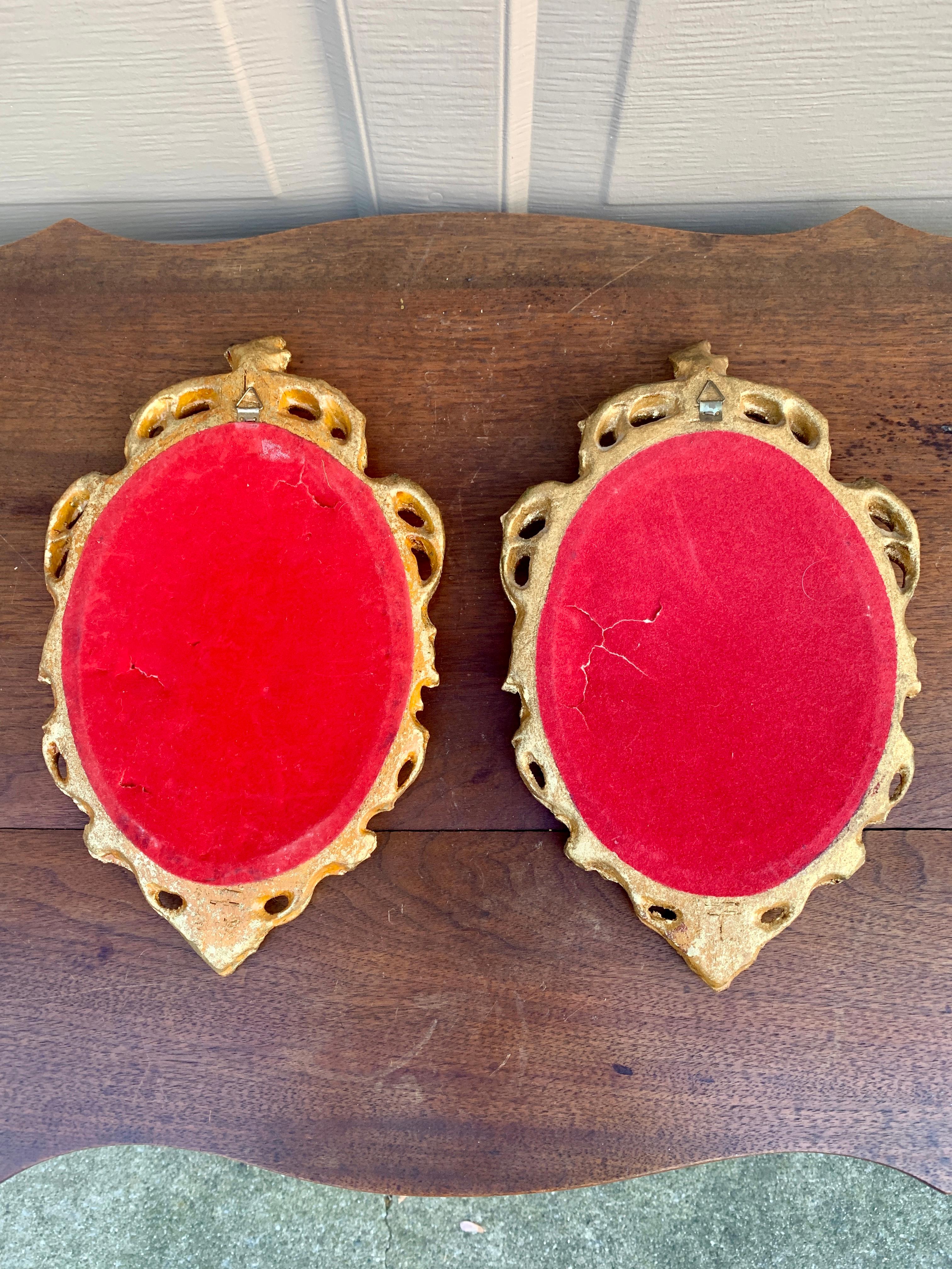 Italian Florentine Baroque Gold Giltwood Wall Mirrors, Pair For Sale 4