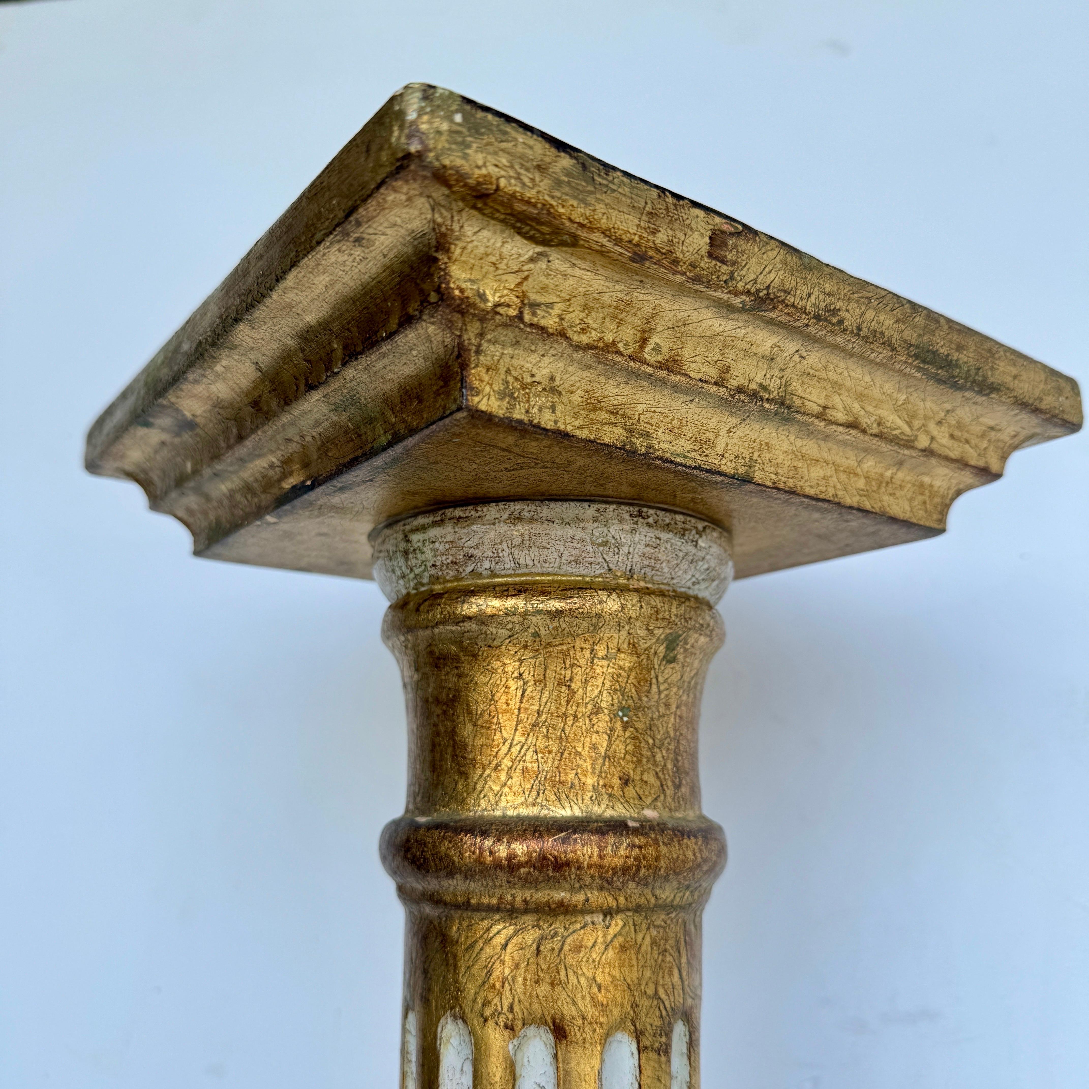 Italian Florentine Cream and Gold Gilt Pedestal Plant Stand For Sale 10