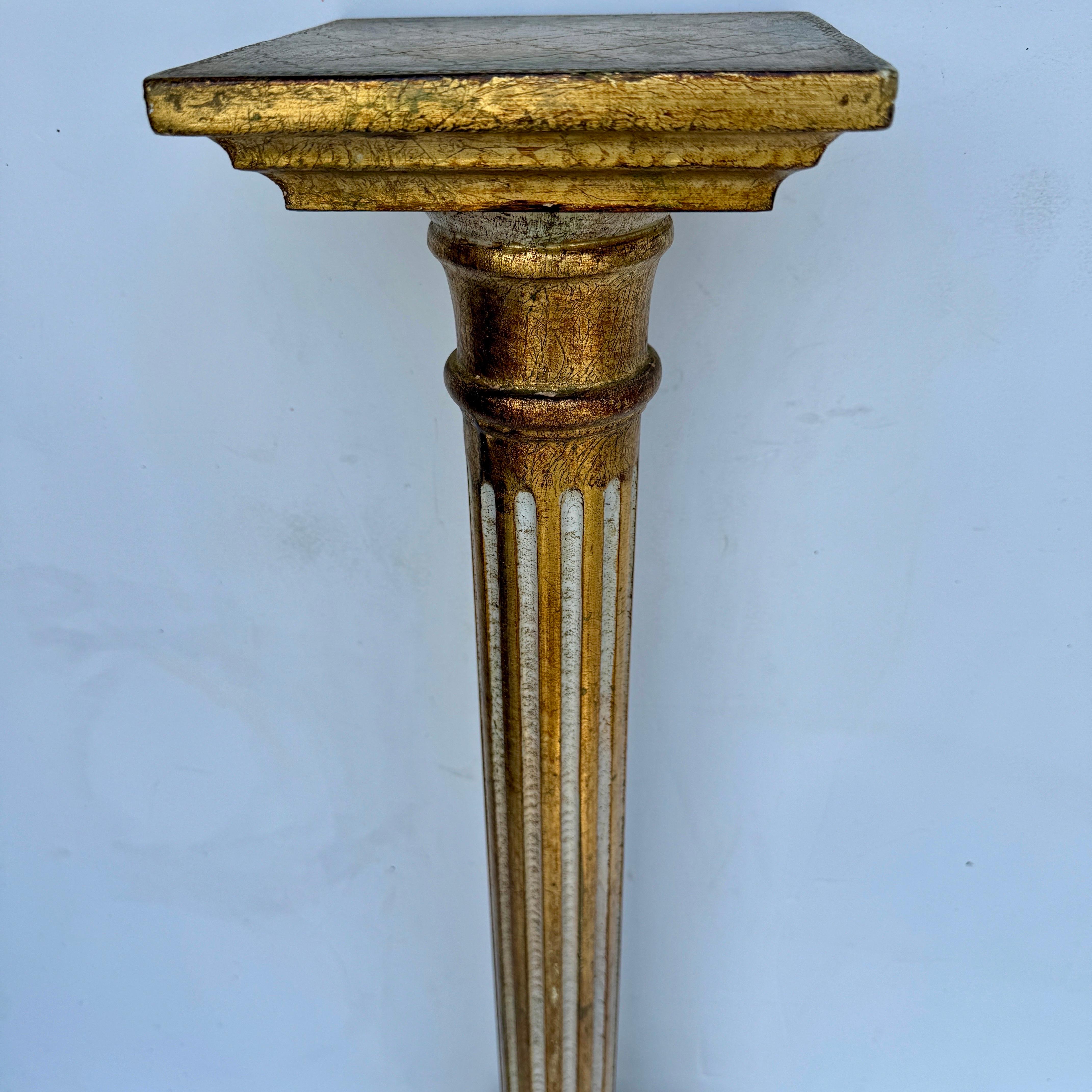 20th Century Italian Florentine Cream and Gold Gilt Pedestal Plant Stand For Sale
