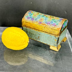 1960s Italian Florentine Hand-Crafted Giltwood Jewelry Box