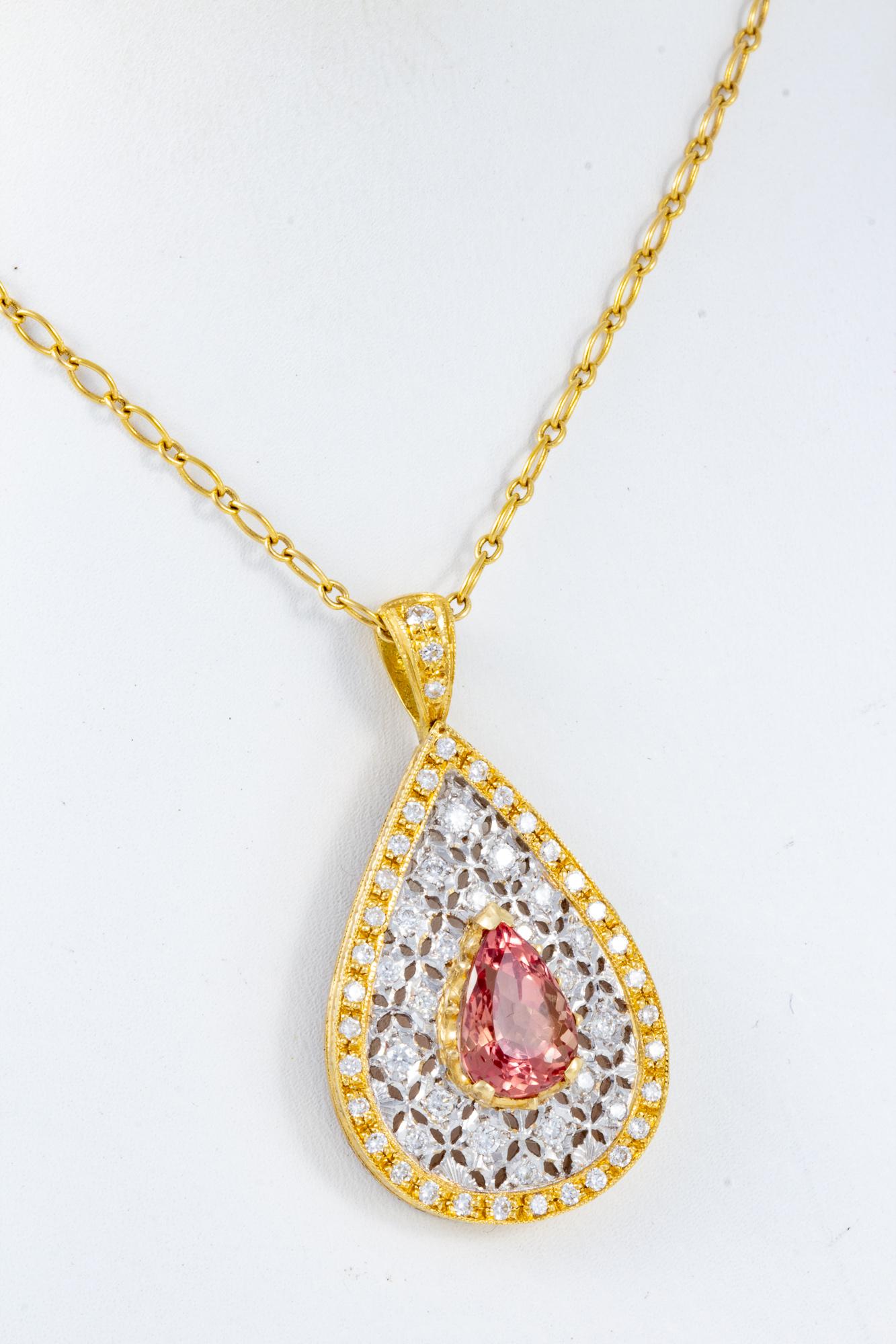 Italian Florentine Engraved Pendant Featuring 2.63 carat Imperial Topaz In New Condition For Sale In Houston, TX