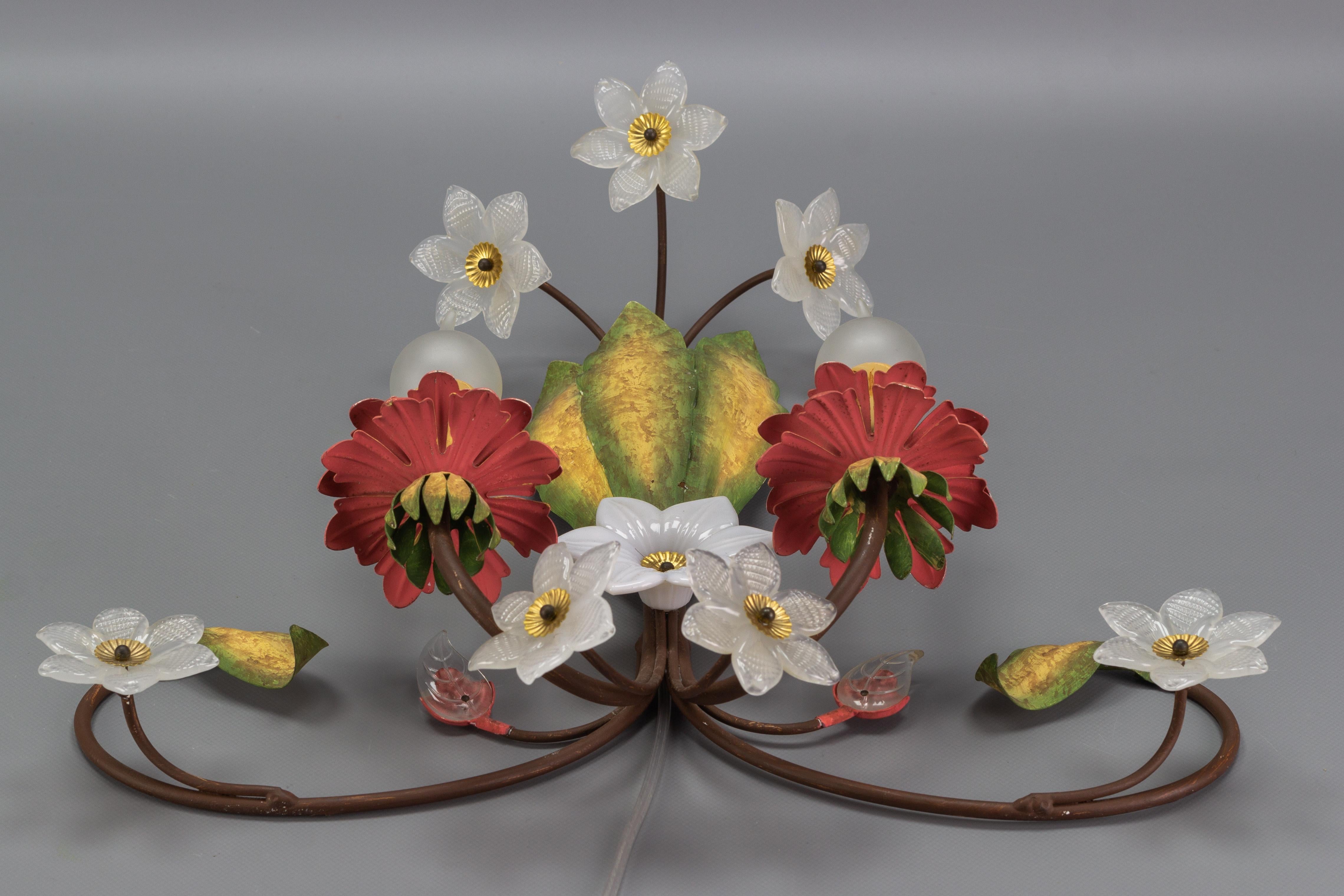Late 20th Century Italian Florentine Flower and Leaf Two-Light Polychrome Metal and Glass Sconce For Sale