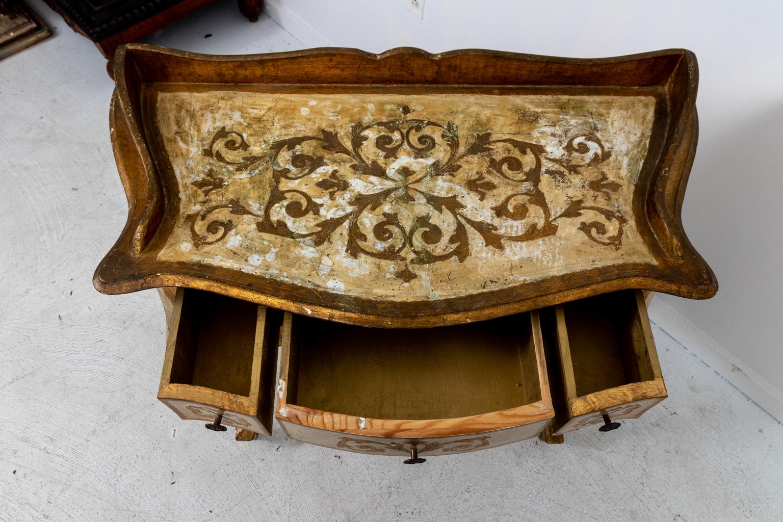 Italian Florentine Gilded Desk 2