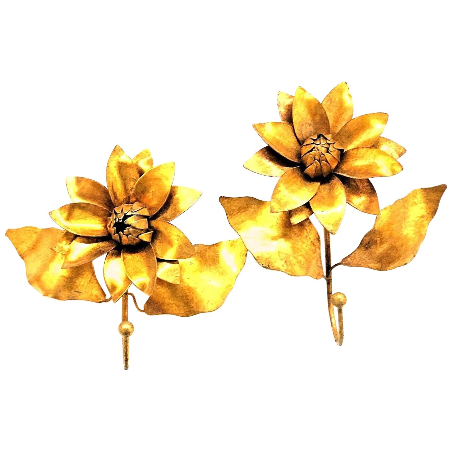 Italian Hollywood Regency Gilt Metal Flower Coat Hook Set Toleware Tole, 1950s