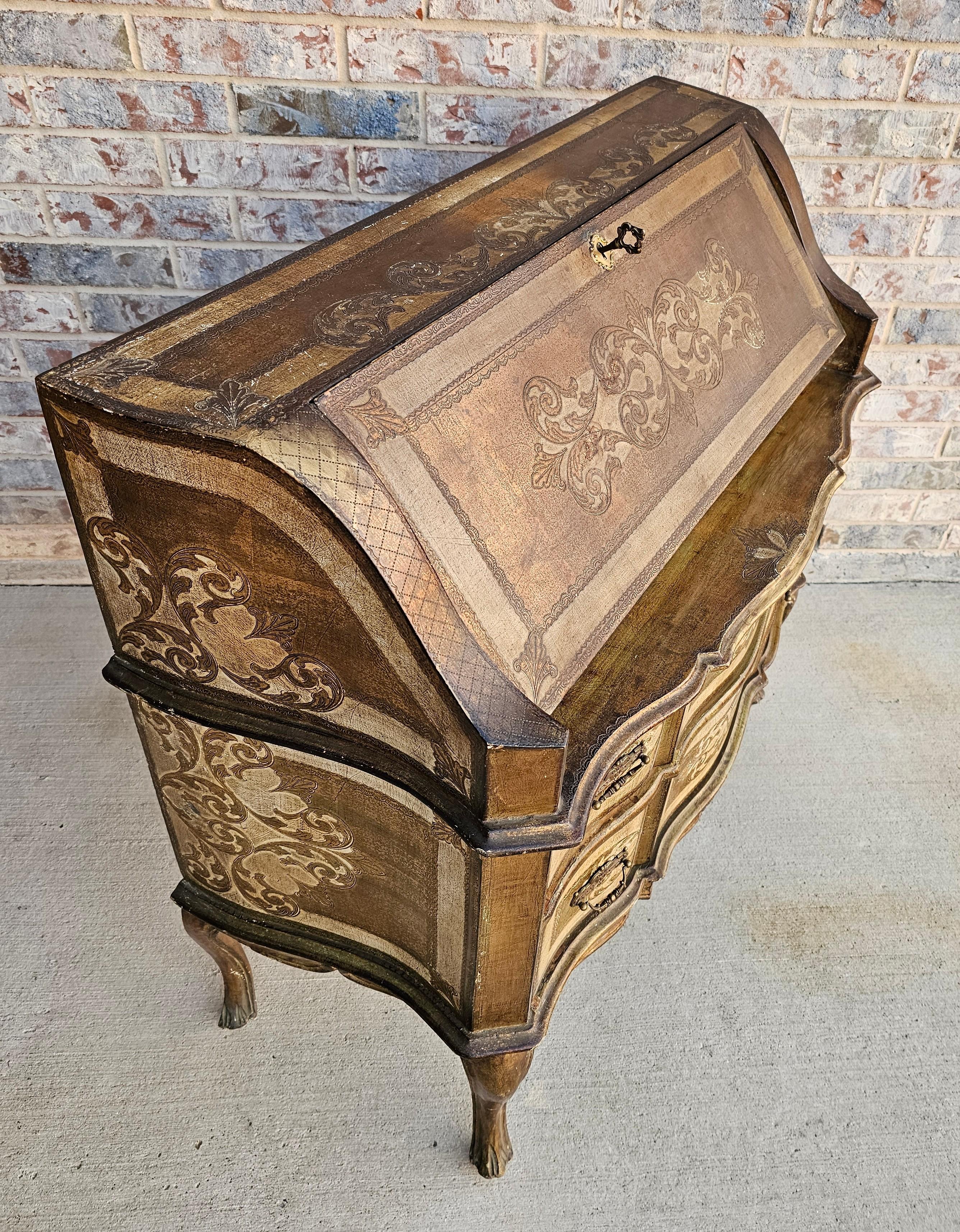 Coffre de bureau en bois doré italien Florentine Secretary Butlers Desk Chest en vente 7