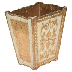 Italian Florentine Giltwood Trash Can Neoclassical Wastebasket, Italy, 1940s