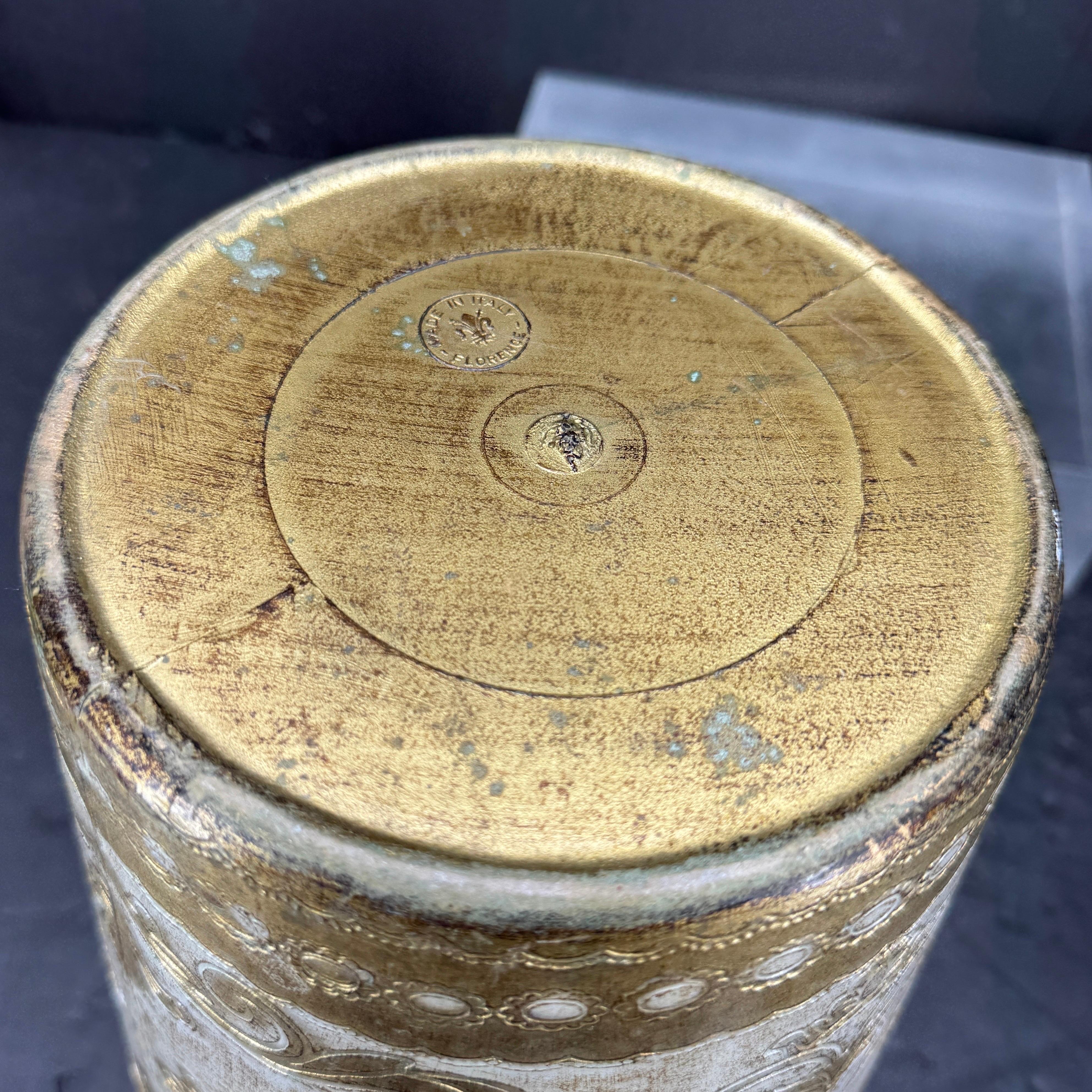 Italian Florentine Gold and Cream Wastebasket Trash Can In Good Condition In Haddonfield, NJ