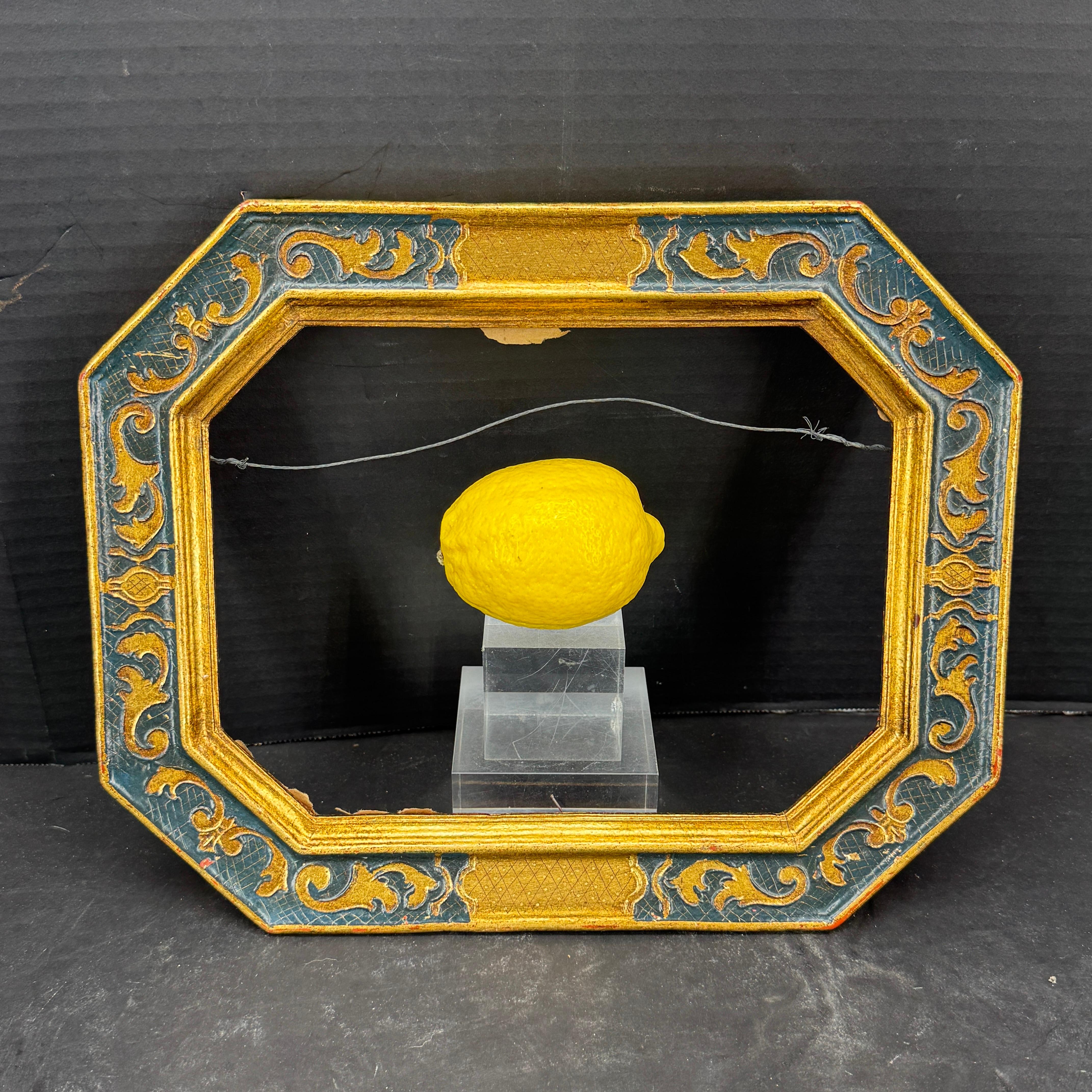 Italienischer Florentine Gold Schwarz Vergoldetes Holz Kunstrahmen Spiegel (Handgeschnitzt) im Angebot